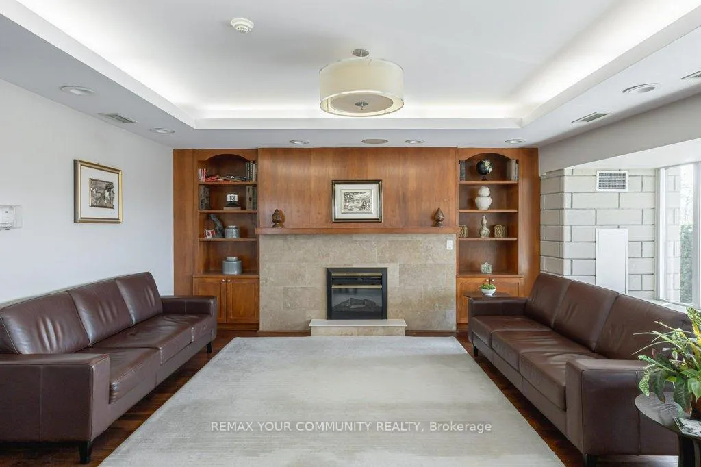 Photo 13 of Unit 109, 2500 Rutherford Road, Vaughan, Maple — HOMEH