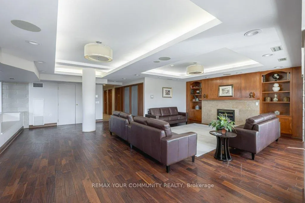 Photo 14 of Unit 109, 2500 Rutherford Road, Vaughan, Maple — HOMEH