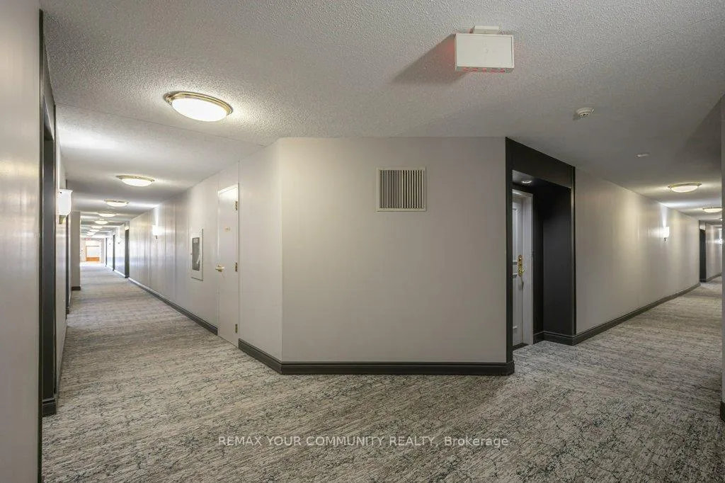 Photo 15 of Unit 109, 2500 Rutherford Road, Vaughan, Maple — HOMEH