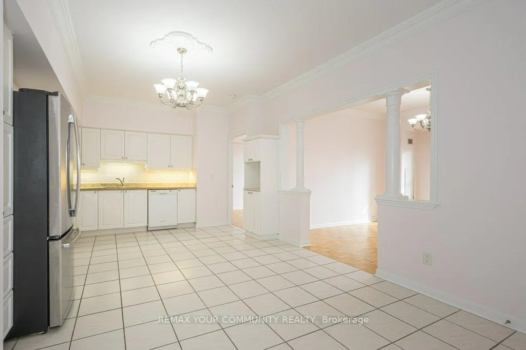 Photo 16 of Unit 109, 2500 Rutherford Road, Vaughan, Maple — HOMEH
