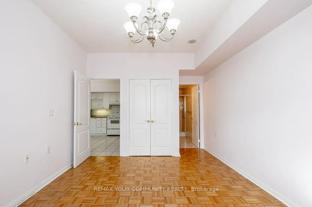 Photo 23 of Unit 109, 2500 Rutherford Road, Vaughan, Maple — HOMEH