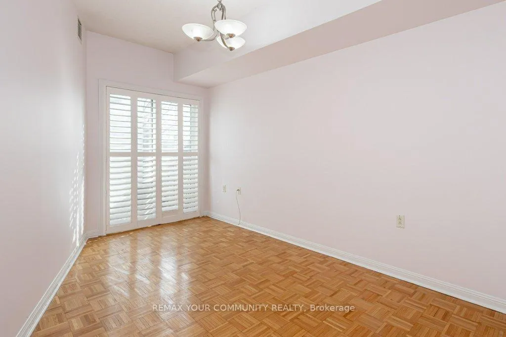 Photo 25 of Unit 109, 2500 Rutherford Road, Vaughan, Maple — HOMEH