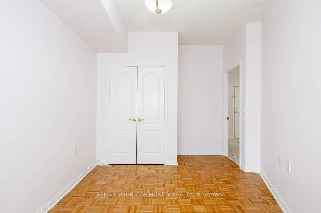 Photo 26 of Unit 109, 2500 Rutherford Road, Vaughan, Maple — HOMEH