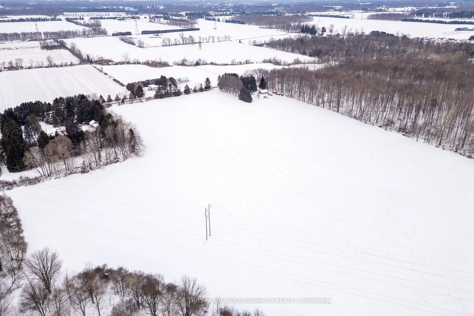 Photo 6 of 7417 Inadale Drive, Strathroy-Caradoc, Rural Strathroy-Caradoc — HOMEH