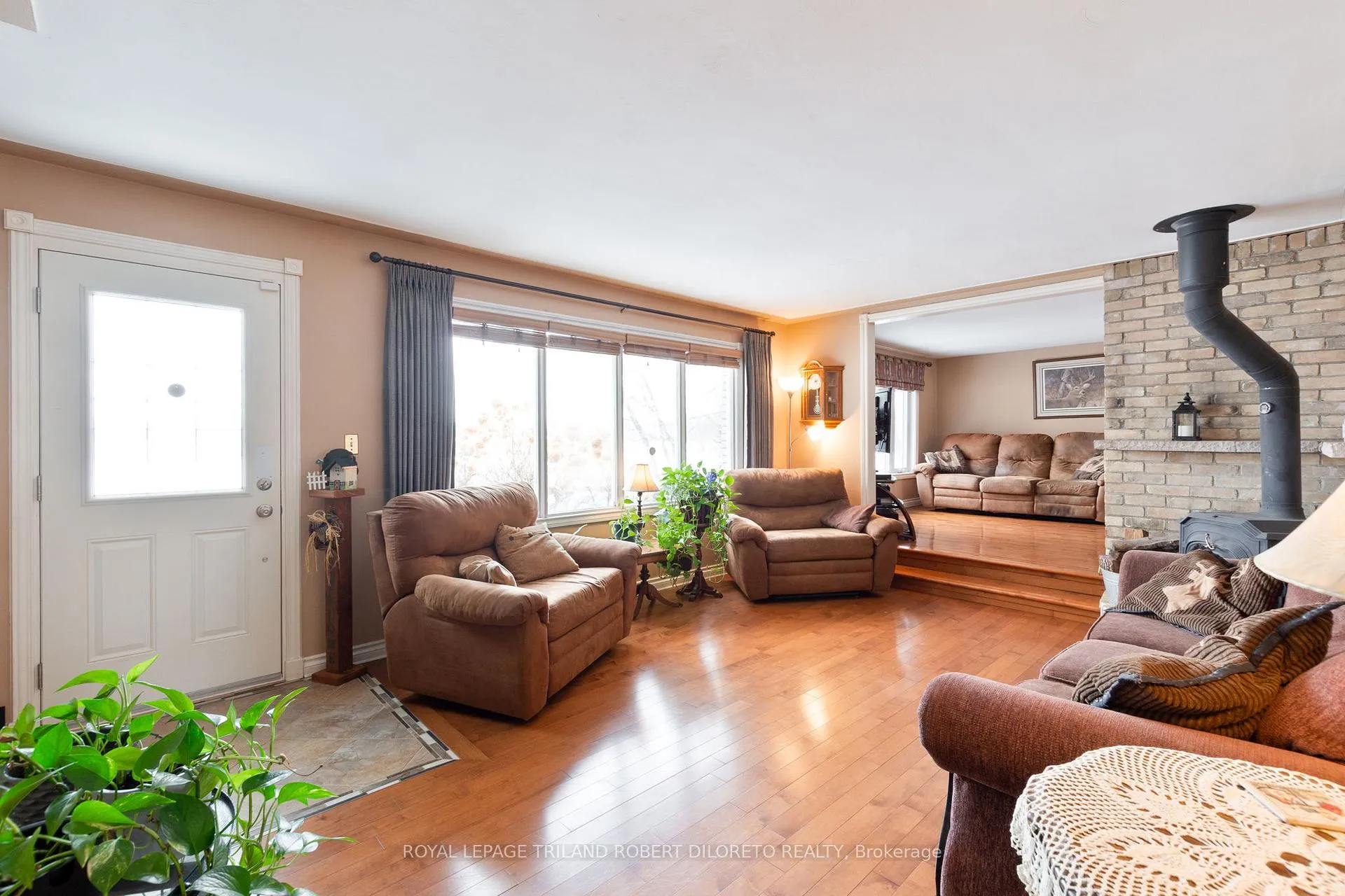 Photo 12 of 7417 Inadale Drive, Strathroy-Caradoc, Rural Strathroy-Caradoc — HOMEH