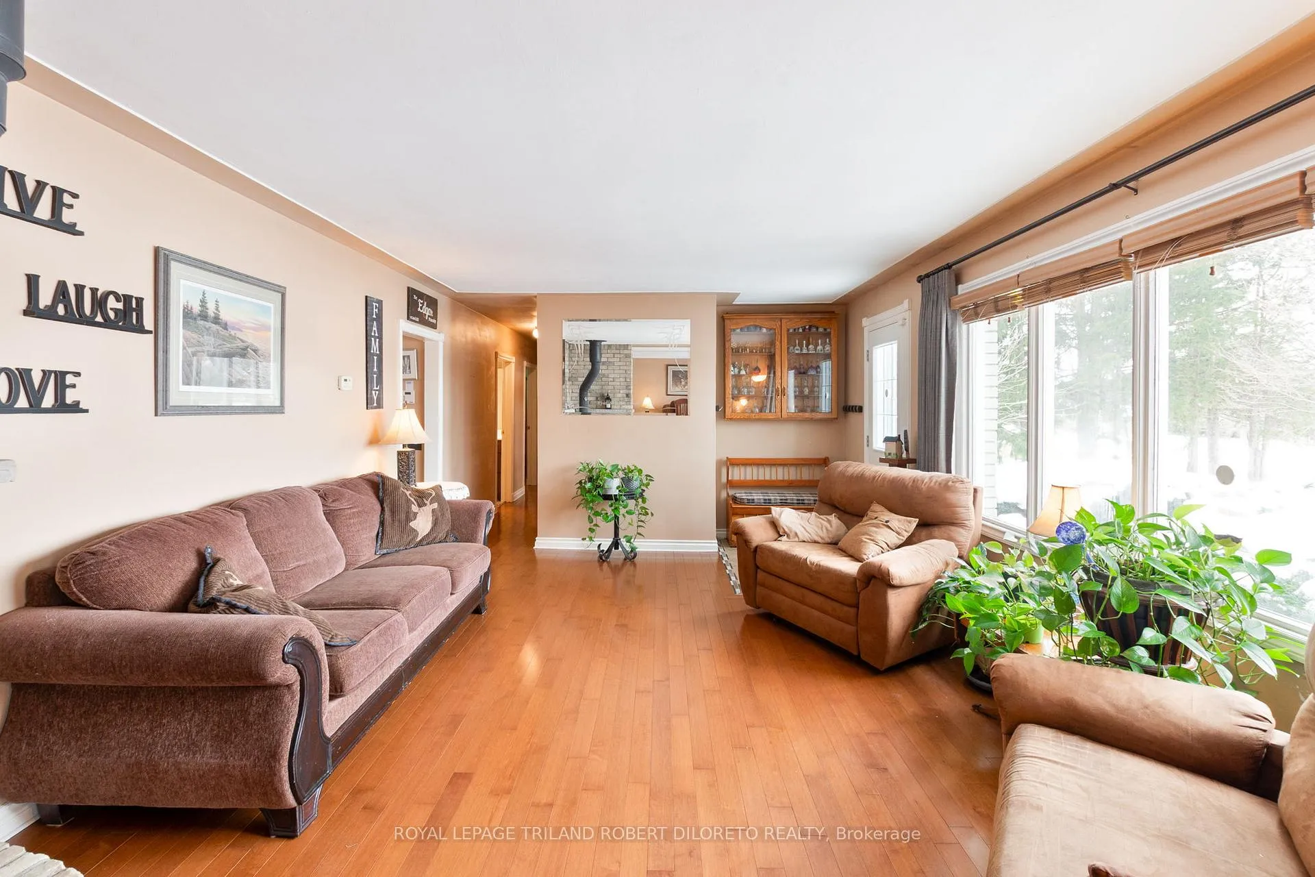 Photo 14 of 7417 Inadale Drive, Strathroy-Caradoc, Rural Strathroy-Caradoc — HOMEH