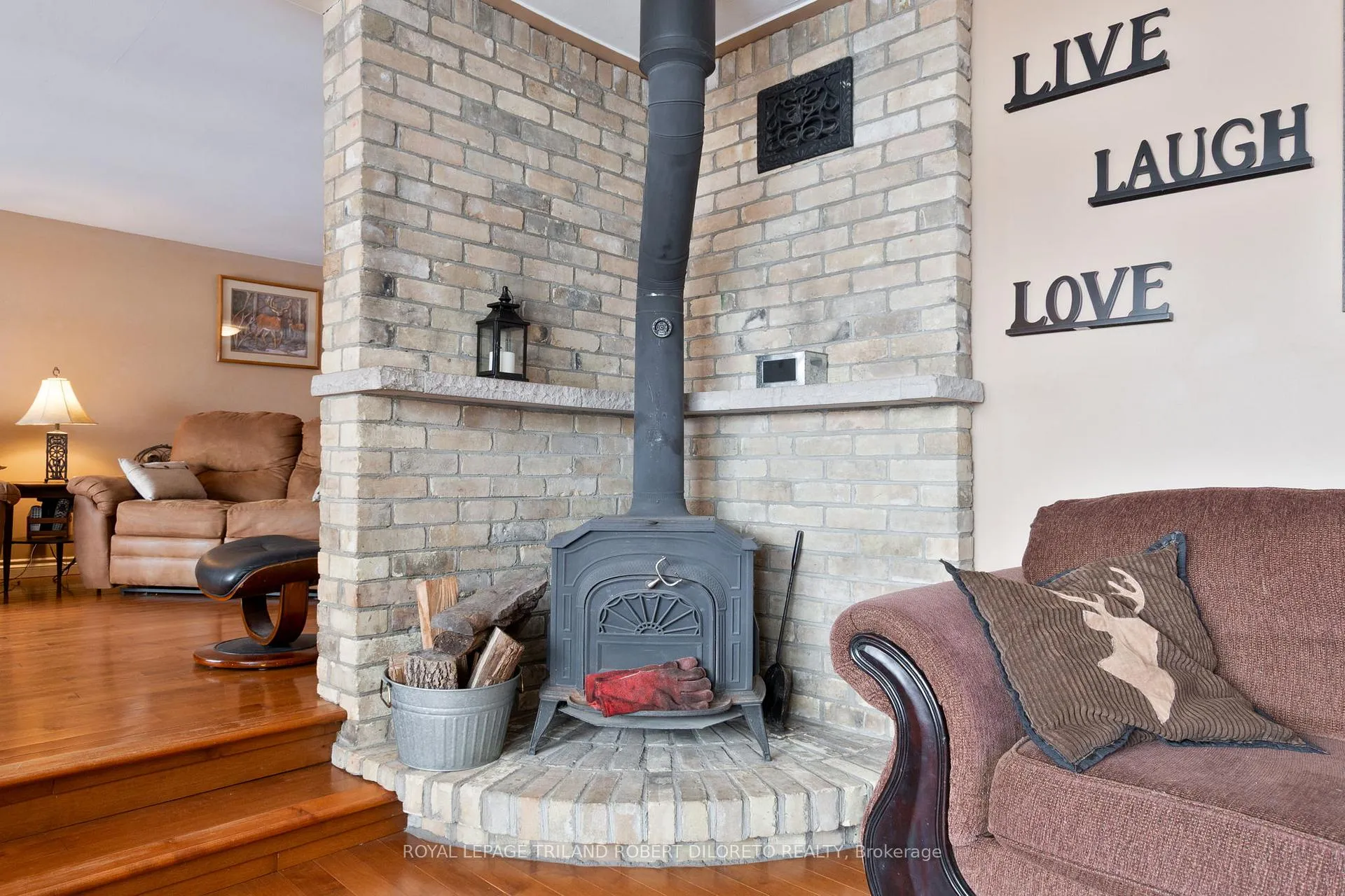Photo 16 of 7417 Inadale Drive, Strathroy-Caradoc, Rural Strathroy-Caradoc — HOMEH