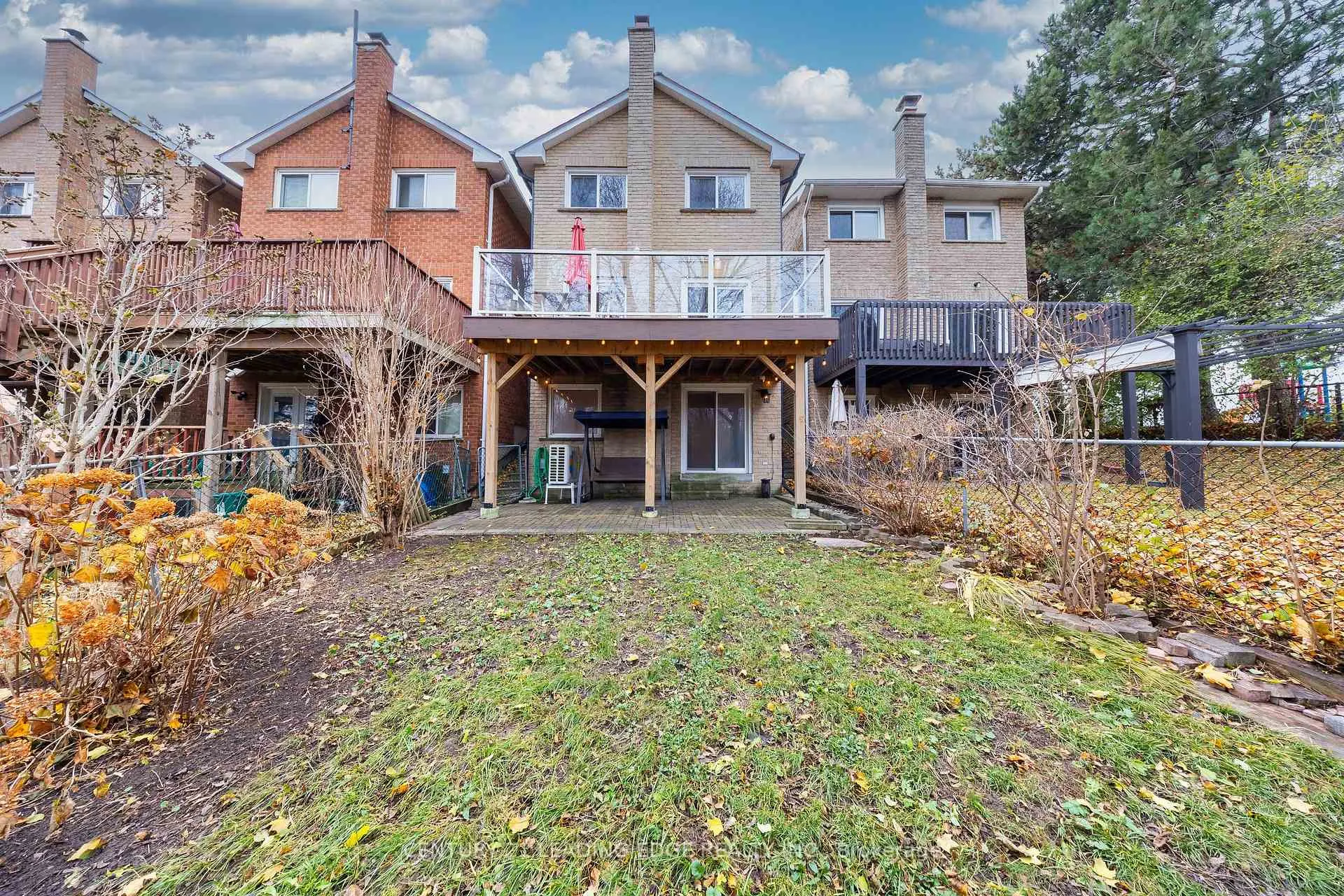 Photo 37 of 84 New Seabury Drive, Vaughan, Glen Shields — HOMEH