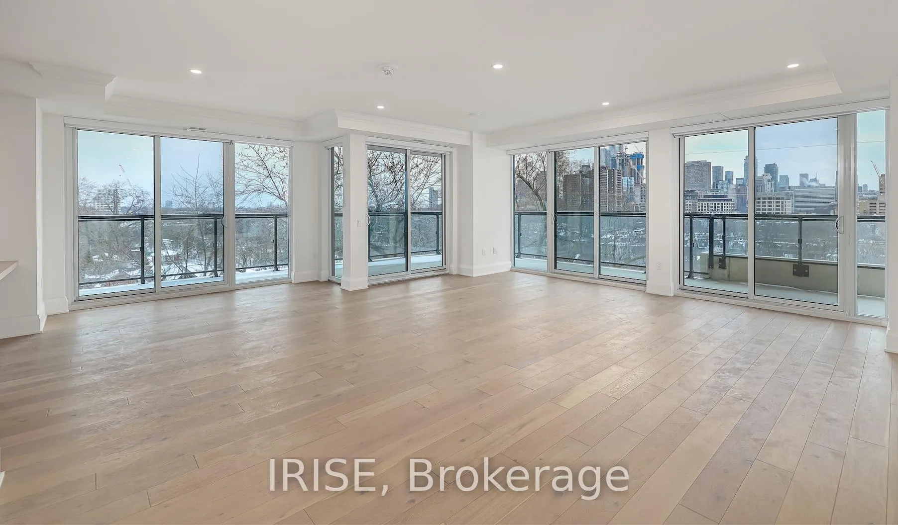 Photo 7 of Unit 604, 285 Avenue Road, Toronto, Casa Loma — HOMEH