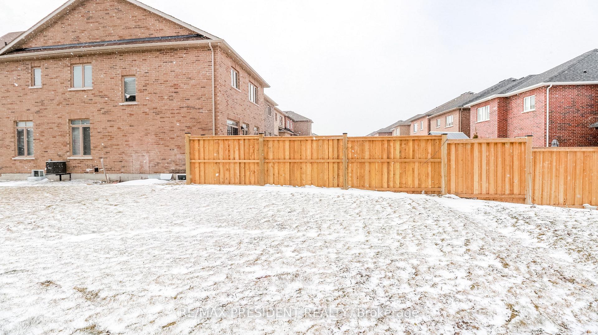 Photo 39 of 2214 Lozenby Street, Innisfil, Alcona — HOMEH