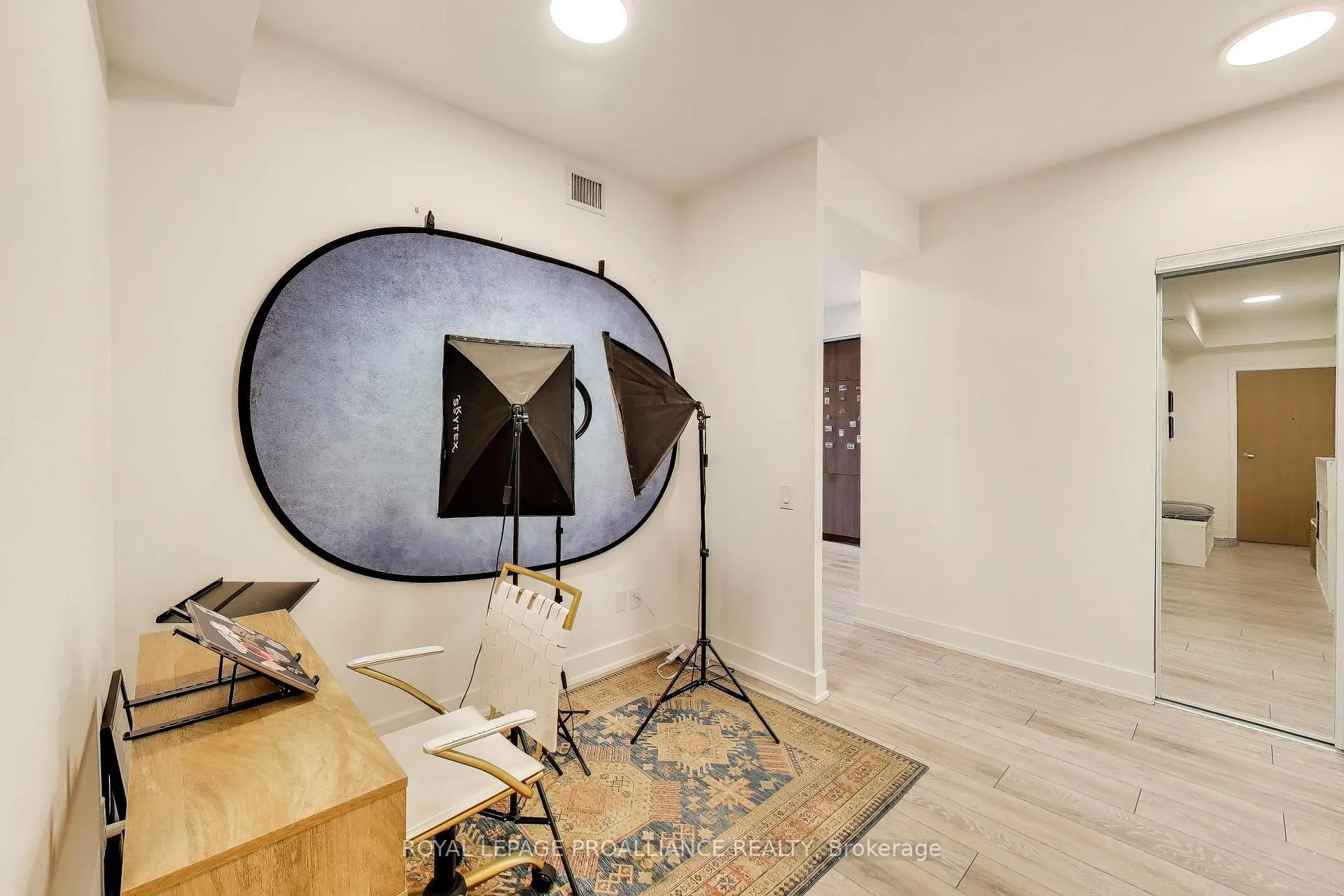 Photo 7 of Unit 206, 1285 Queen Street E, Toronto, Greenwood-Coxwell — HOMEH