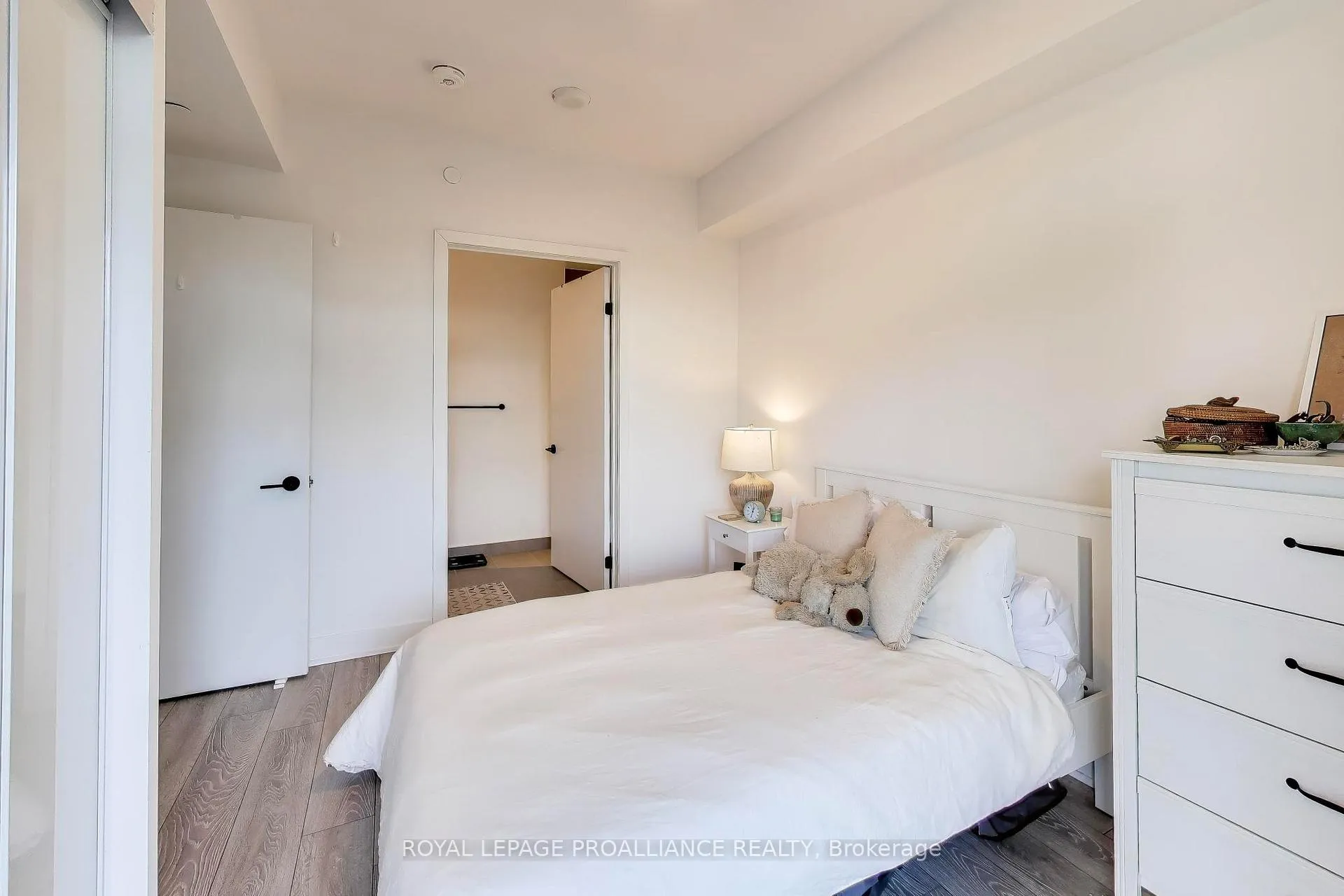 Photo 15 of Unit 206, 1285 Queen Street E, Toronto, Greenwood-Coxwell — HOMEH