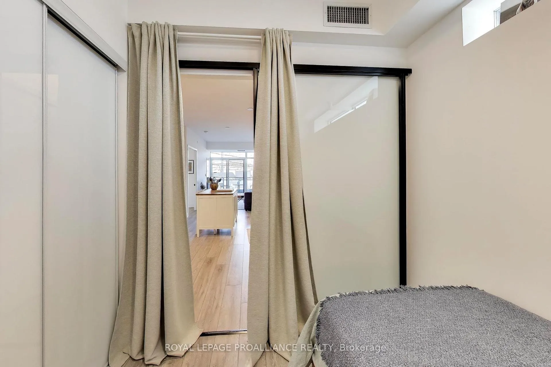 Photo 19 of Unit 206, 1285 Queen Street E, Toronto, Greenwood-Coxwell — HOMEH