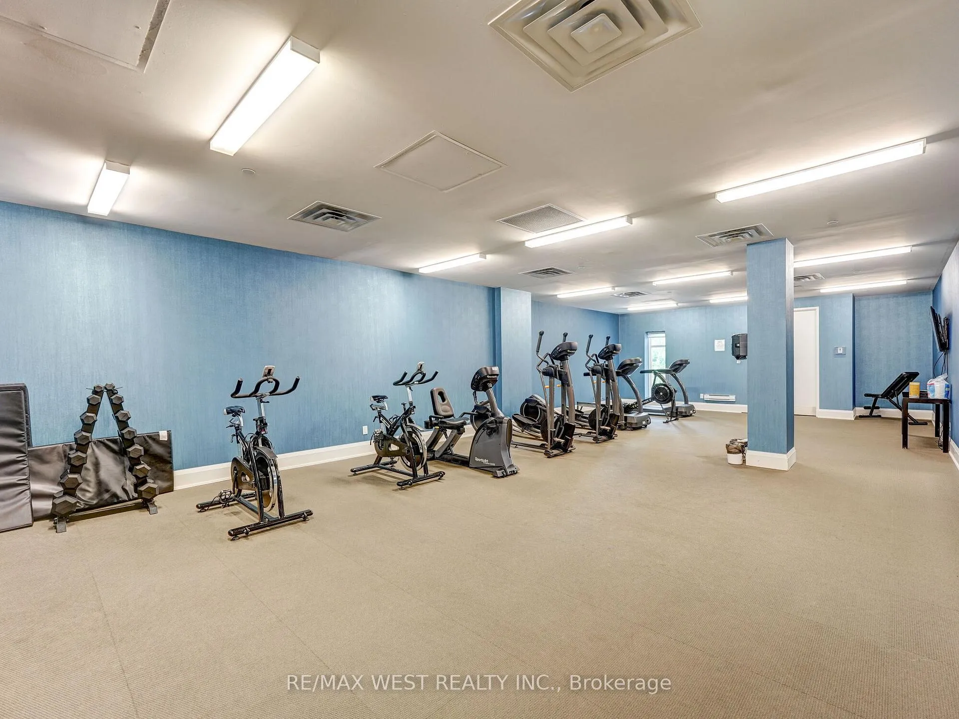 Photo 35 of Unit 503, 15277 Yonge Street, Aurora, Aurora Village — HOMEH