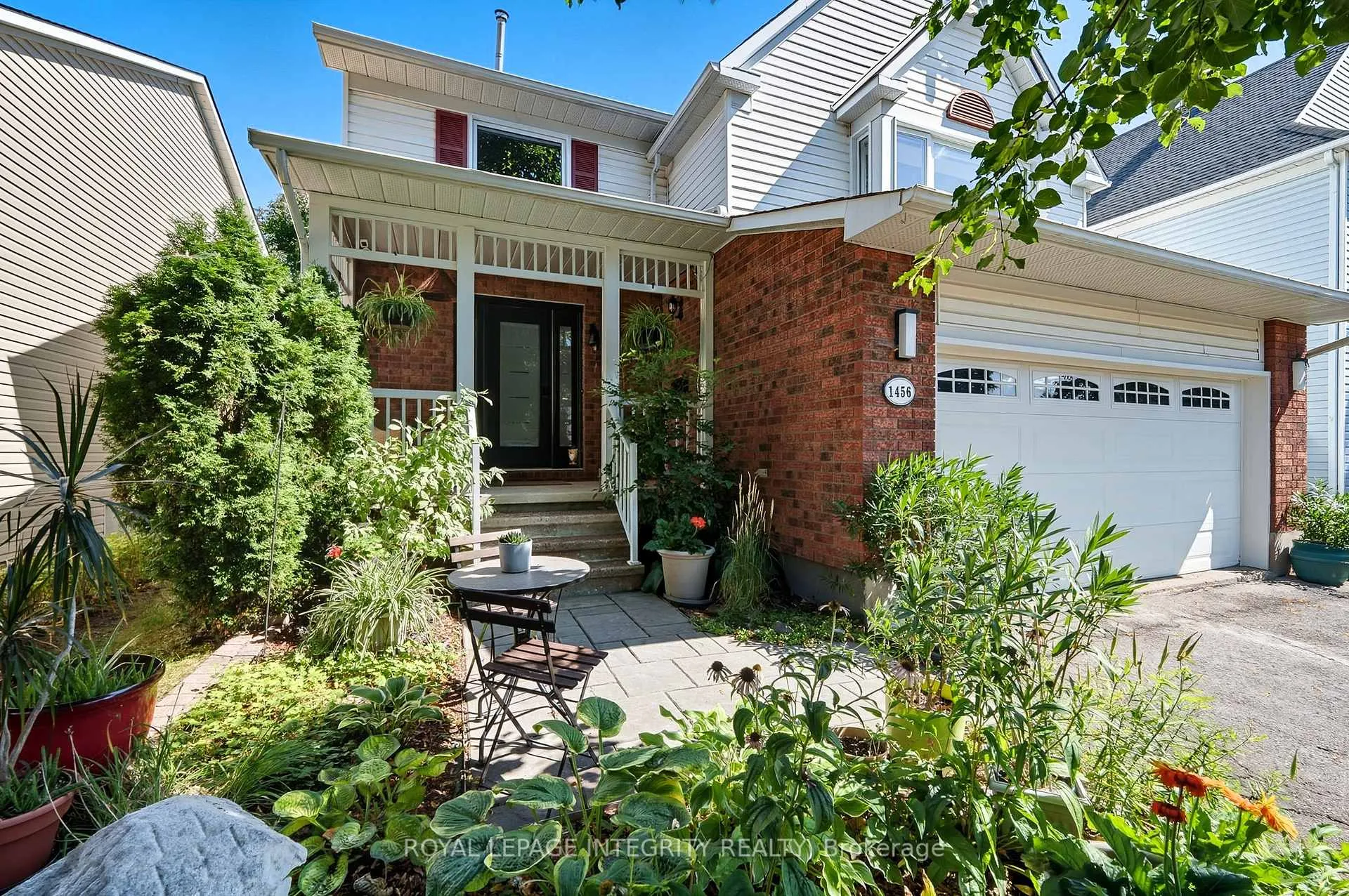 Photo 3 of 1456 Michaelsem Street, Ottawa, Chateauneuf — HOMEH