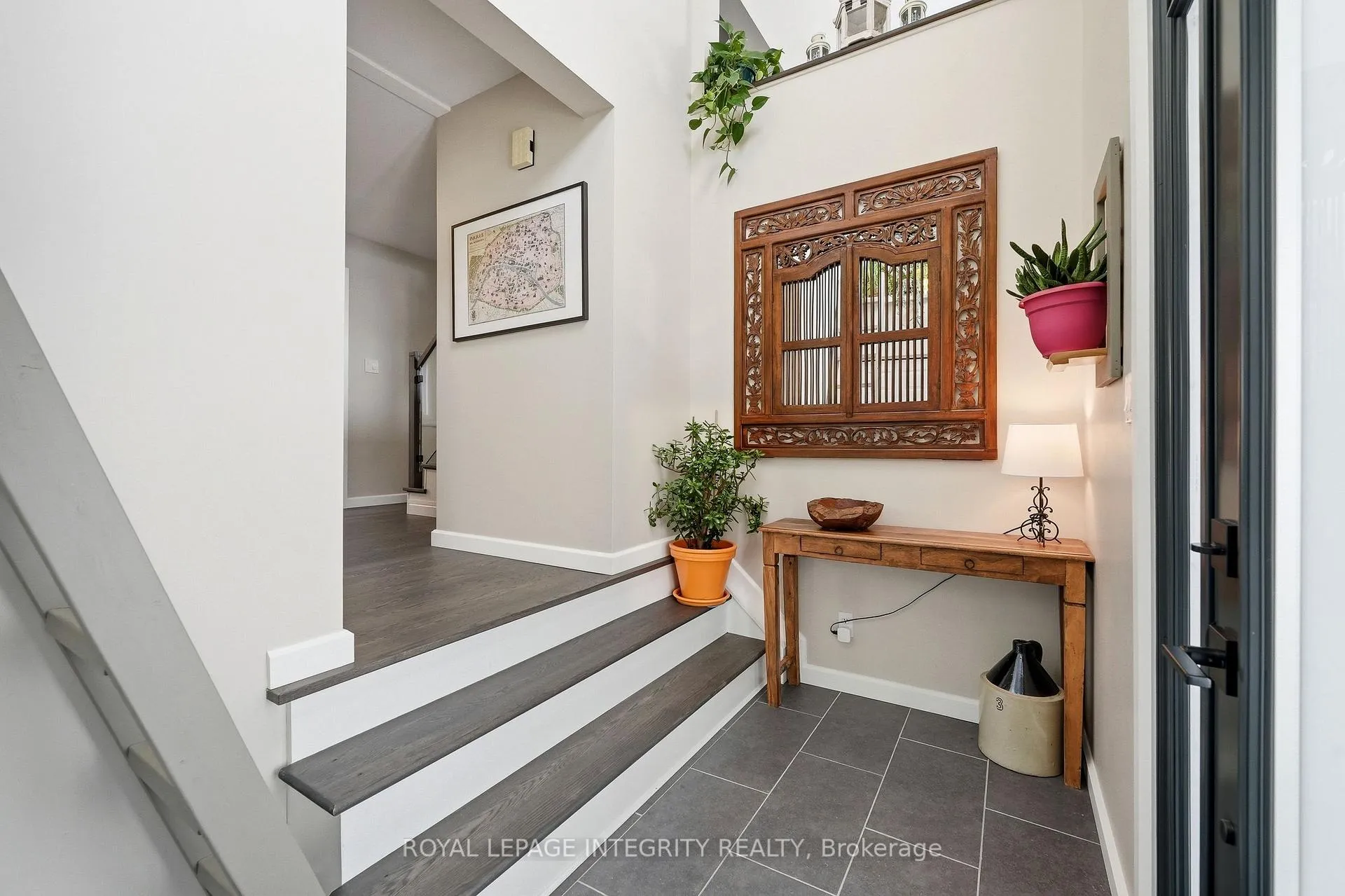 Photo 5 of 1456 Michaelsem Street, Ottawa, Chateauneuf — HOMEH