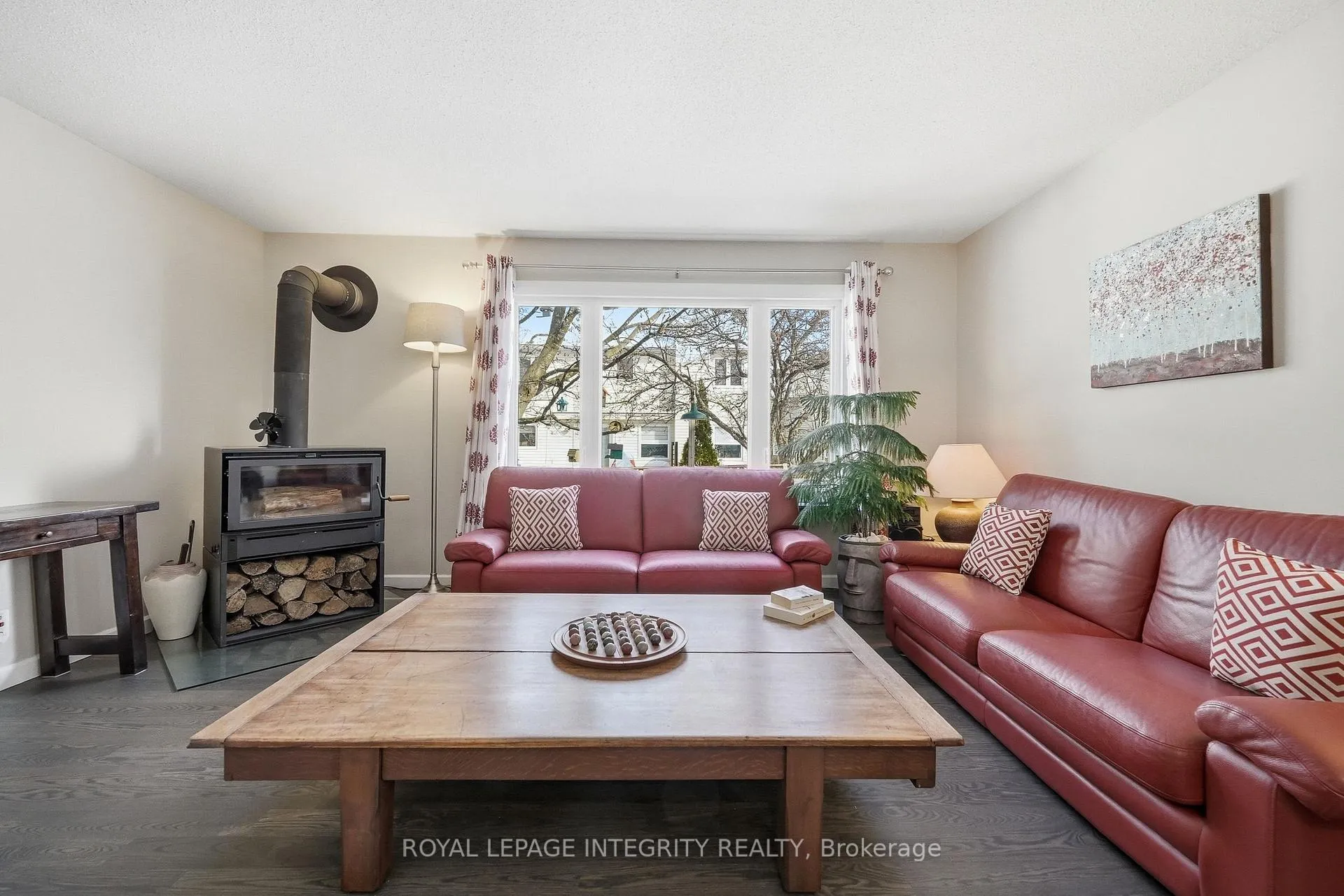 Photo 15 of 1456 Michaelsem Street, Ottawa, Chateauneuf — HOMEH
