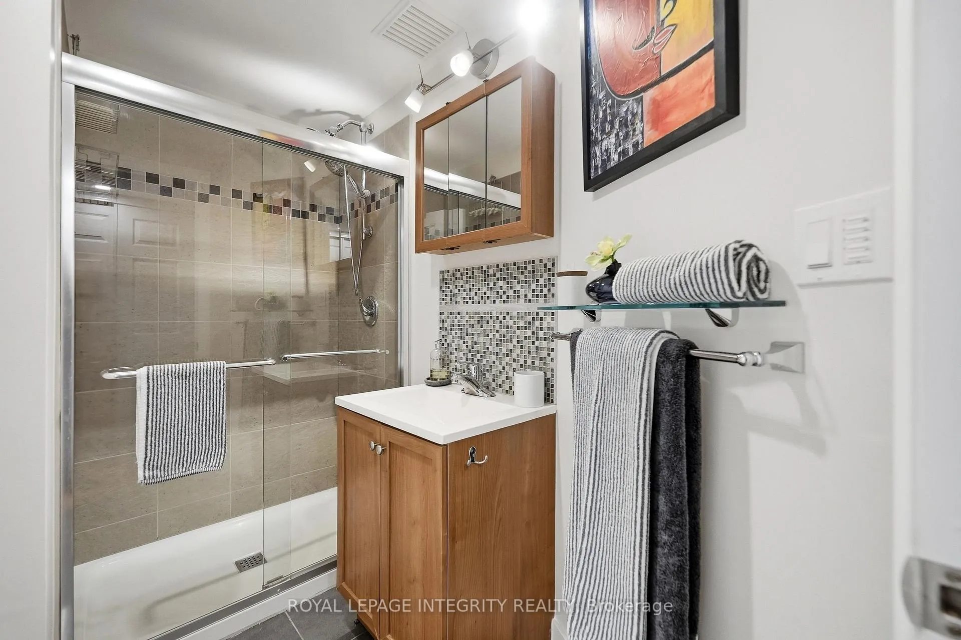 Photo 38 of 1456 Michaelsem Street, Ottawa, Chateauneuf — HOMEH