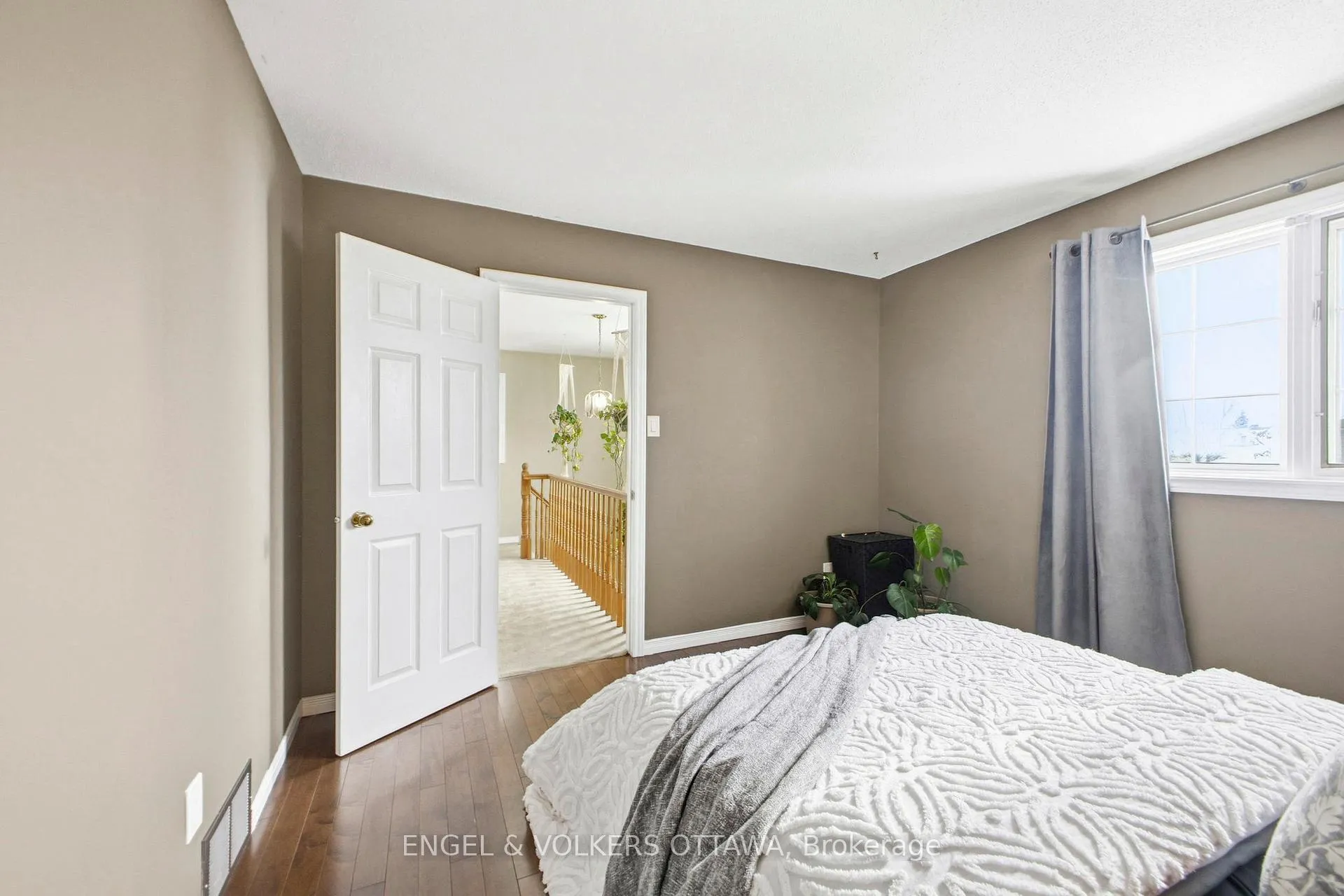 Photo 17 of 14 Gamma Court, Ottawa, Barrhaven - Heritage Park — HOMEH