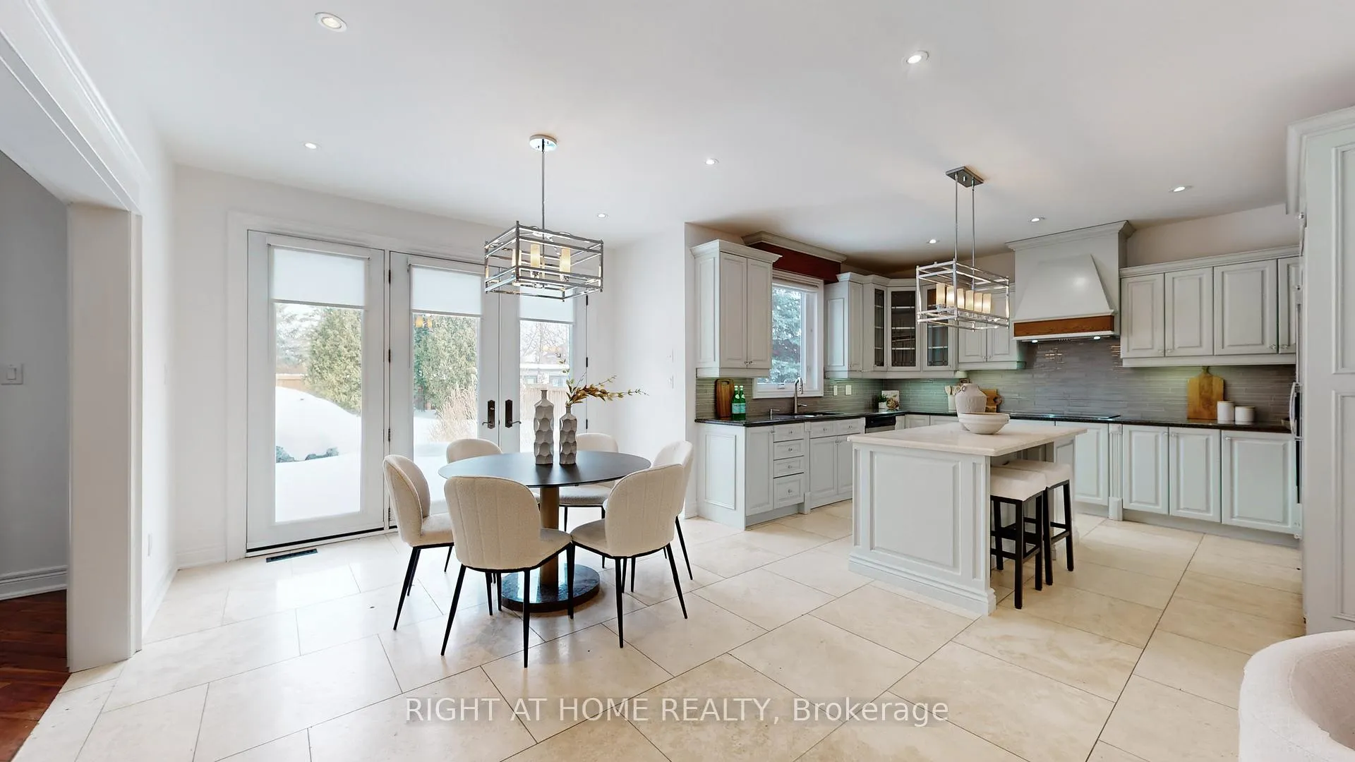Photo 16 of 147 Westridge Drive, Vaughan, Kleinburg — HOMEH