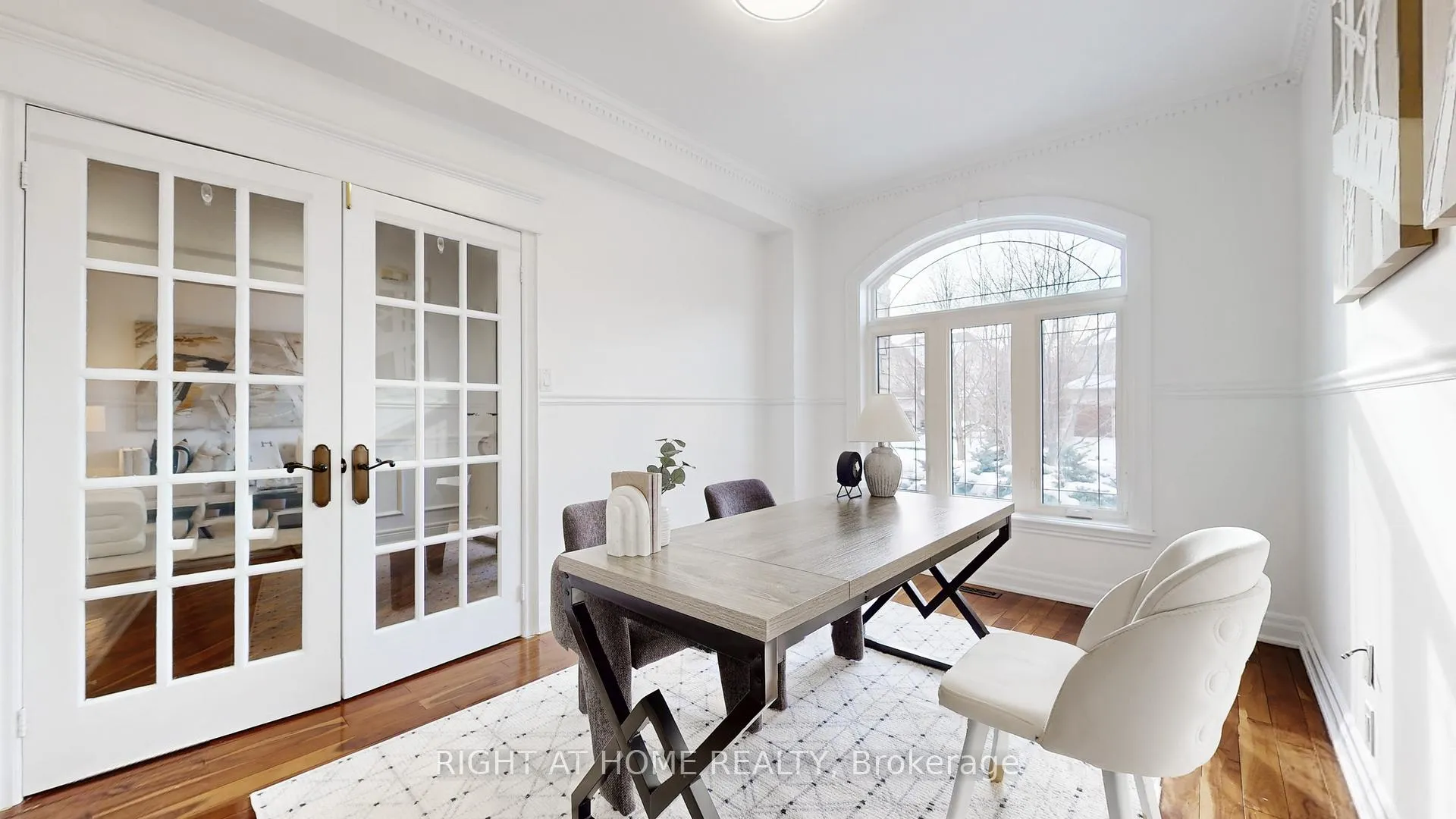 Photo 18 of 147 Westridge Drive, Vaughan, Kleinburg — HOMEH