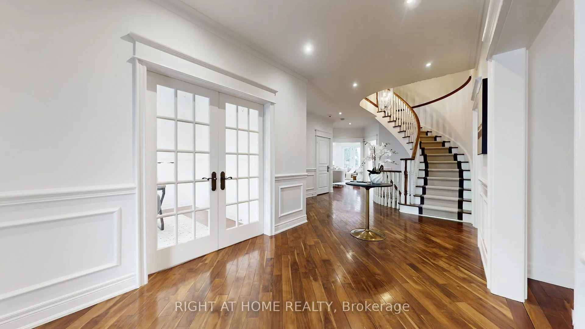 Photo 19 of 147 Westridge Drive, Vaughan, Kleinburg — HOMEH