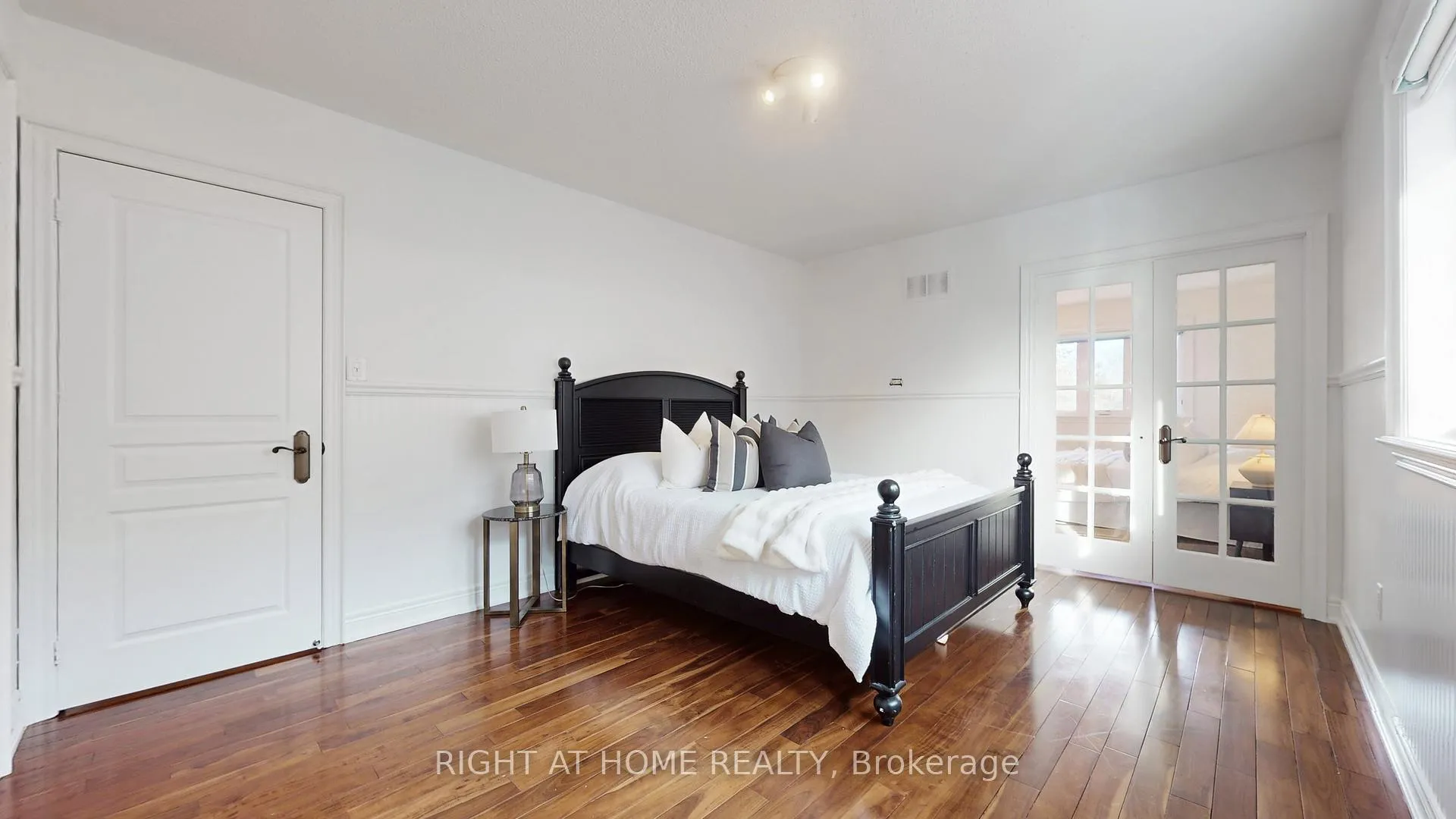 Photo 33 of 147 Westridge Drive, Vaughan, Kleinburg — HOMEH