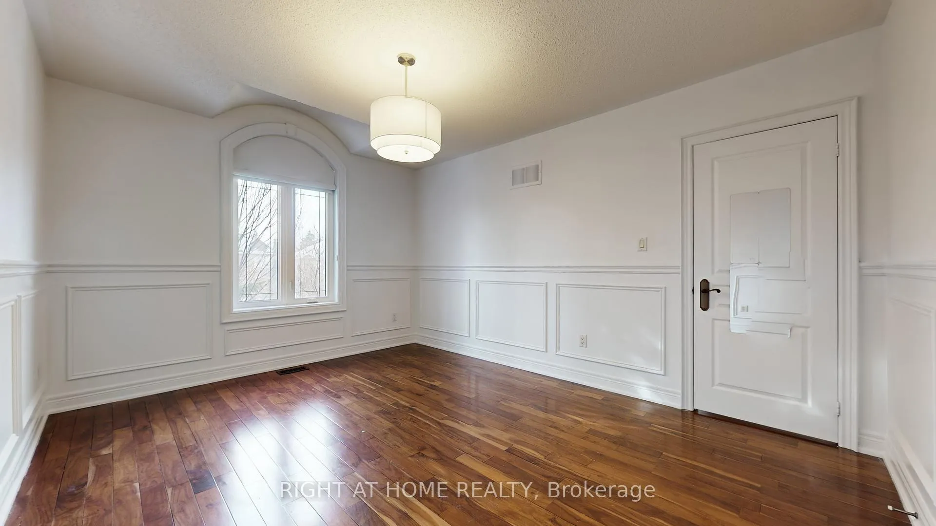 Photo 34 of 147 Westridge Drive, Vaughan, Kleinburg — HOMEH