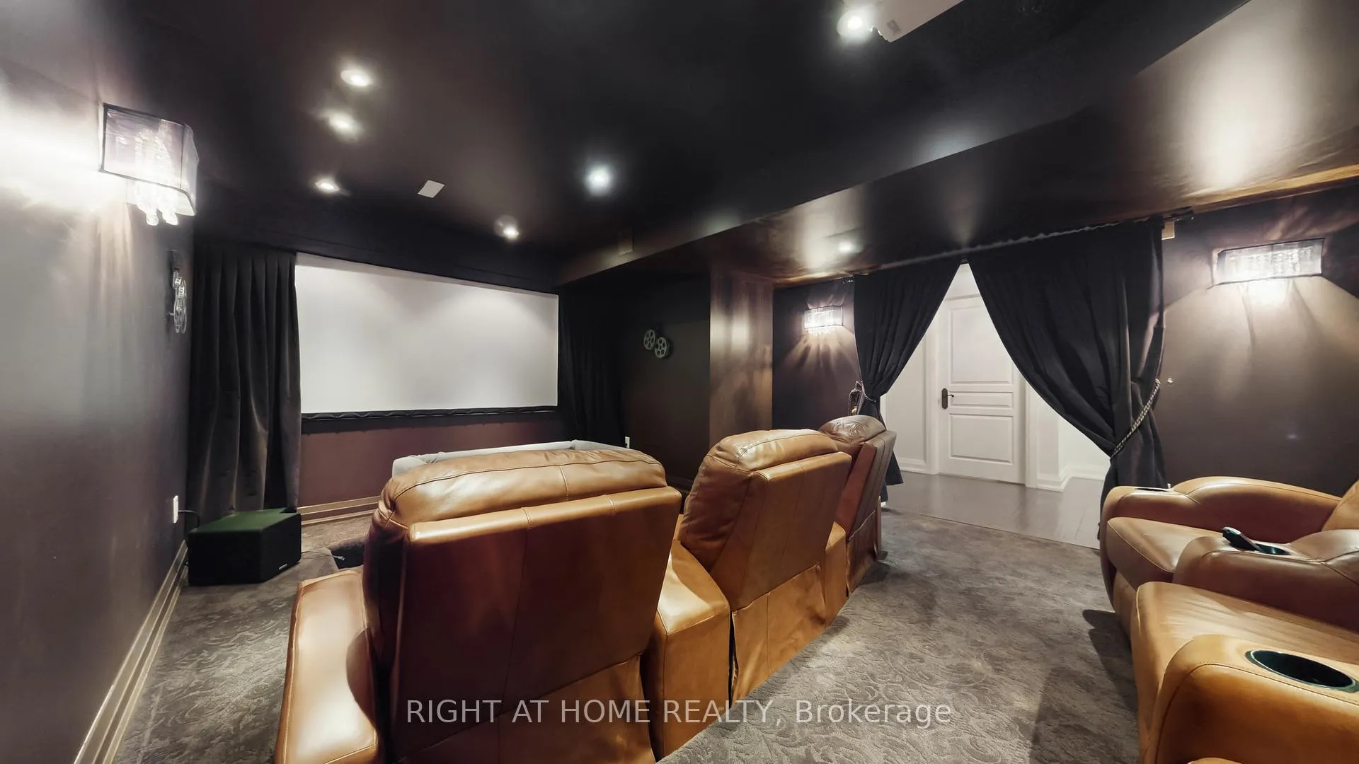 Photo 42 of 147 Westridge Drive, Vaughan, Kleinburg — HOMEH