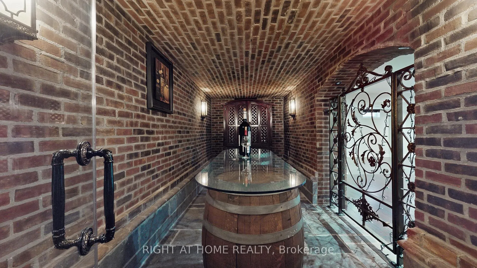 Photo 44 of 147 Westridge Drive, Vaughan, Kleinburg — HOMEH