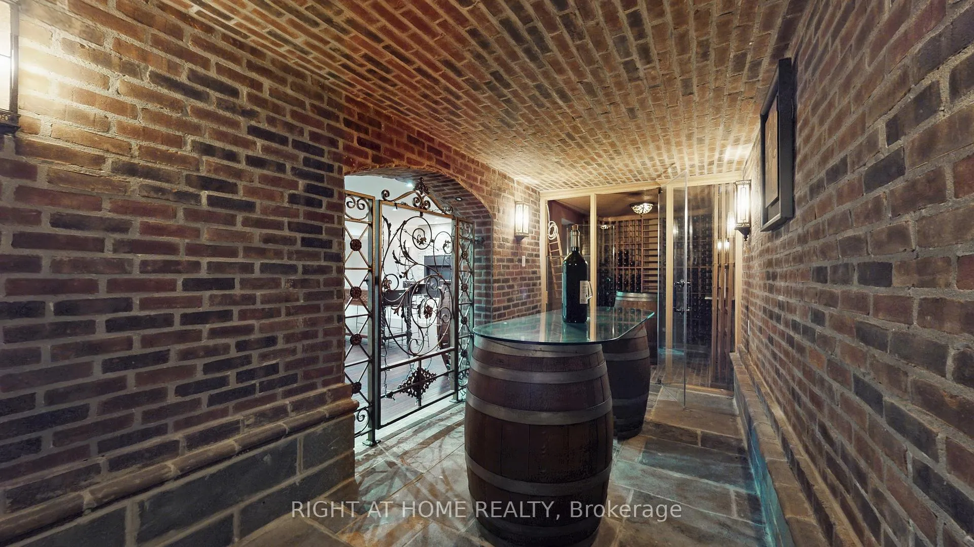 Photo 46 of 147 Westridge Drive, Vaughan, Kleinburg — HOMEH