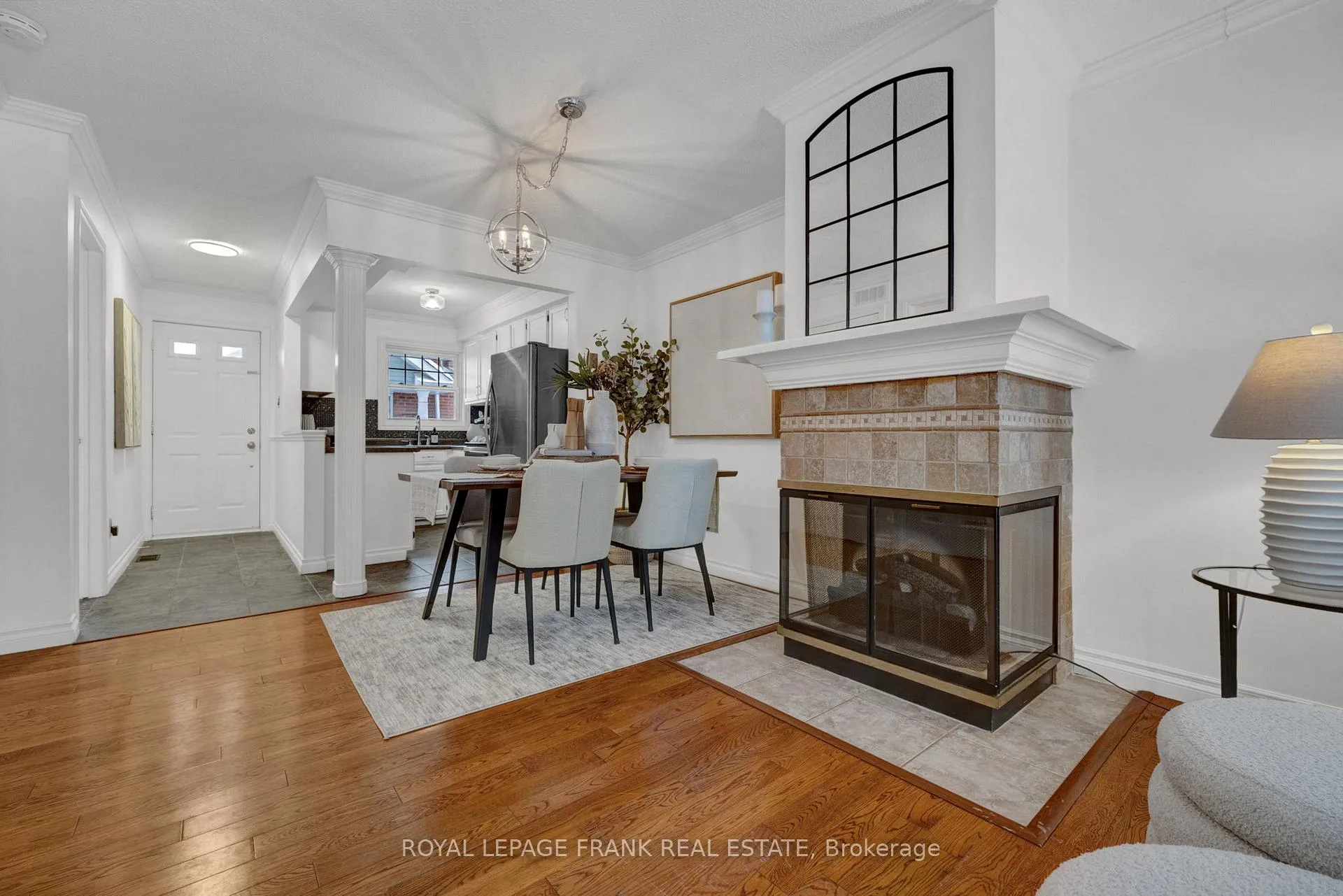 Photo 5 of Unit D10, 1663 Nash Road, Clarington, Courtice — HOMEH