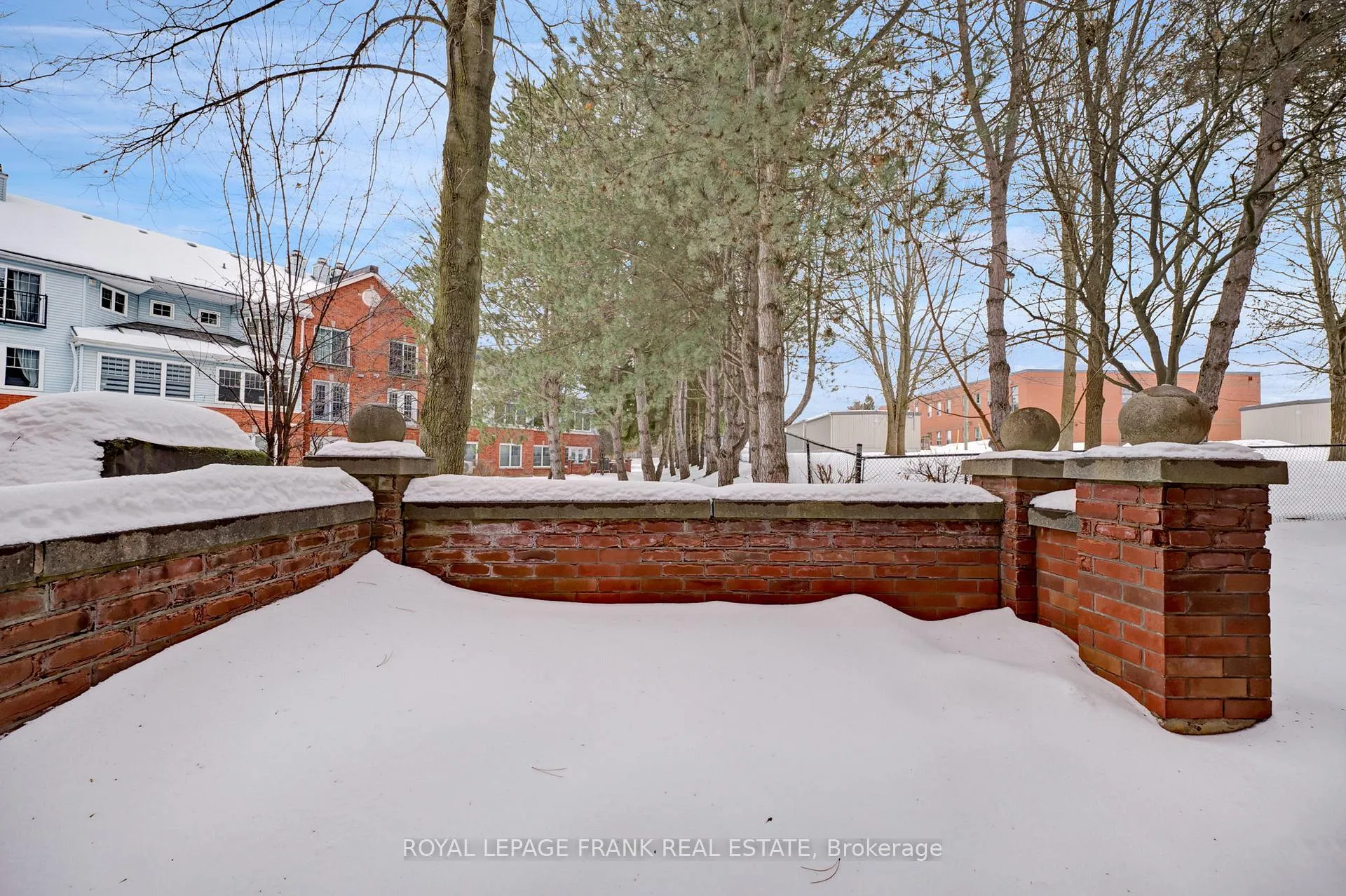Photo 13 of Unit D10, 1663 Nash Road, Clarington, Courtice — HOMEH