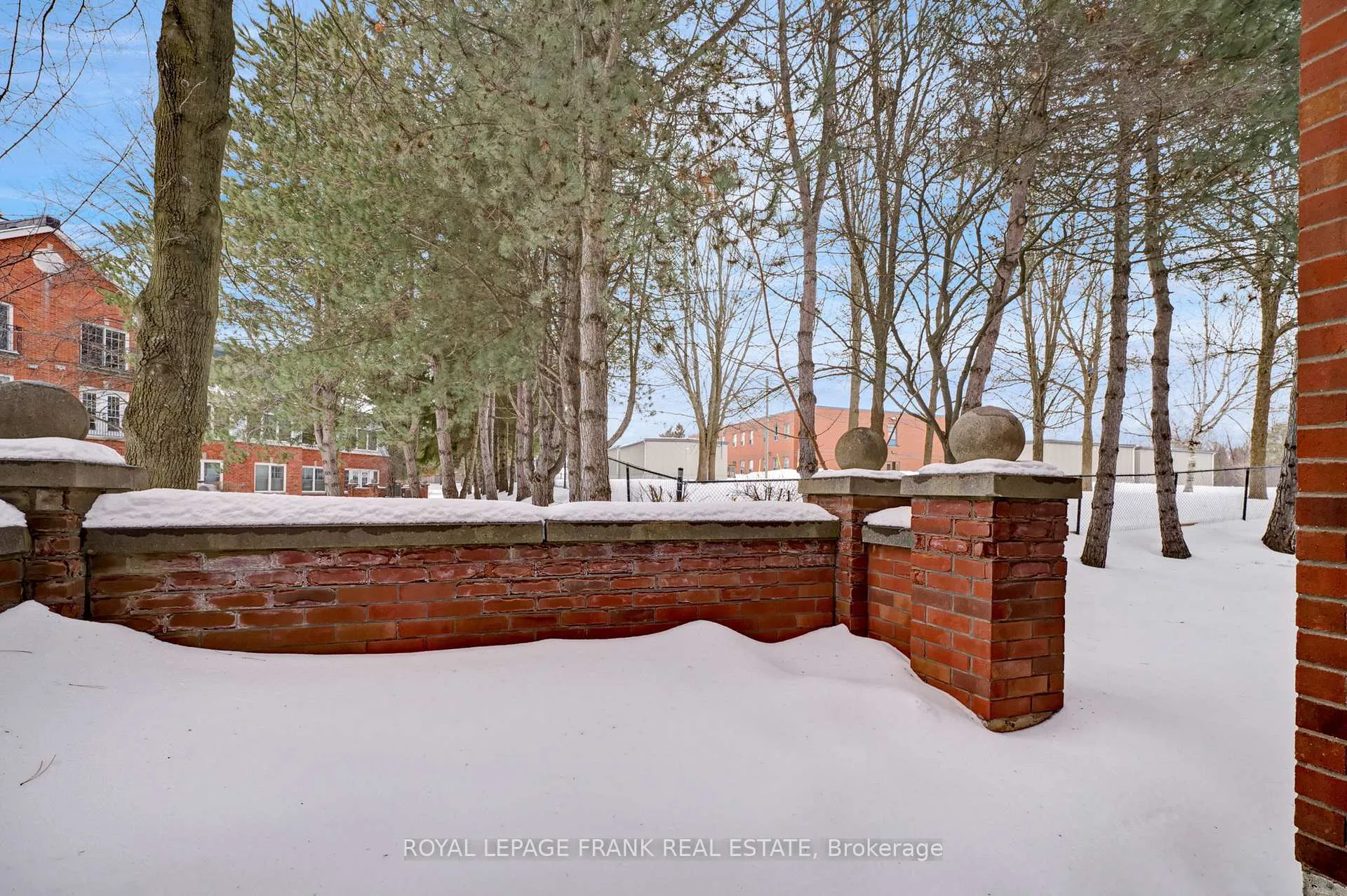Photo 14 of Unit D10, 1663 Nash Road, Clarington, Courtice — HOMEH