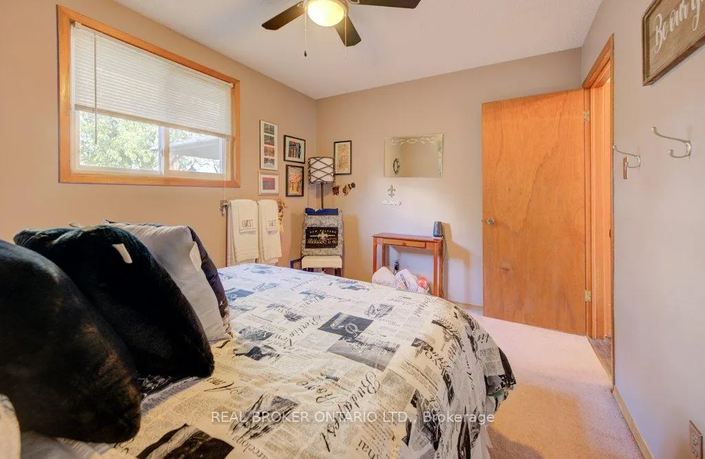 Photo 13 of 34 Willow Green Court, Kitchener — HOMEH