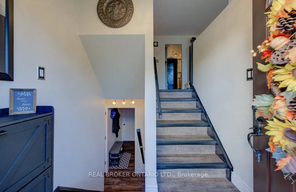 Photo 19 of 34 Willow Green Court, Kitchener — HOMEH