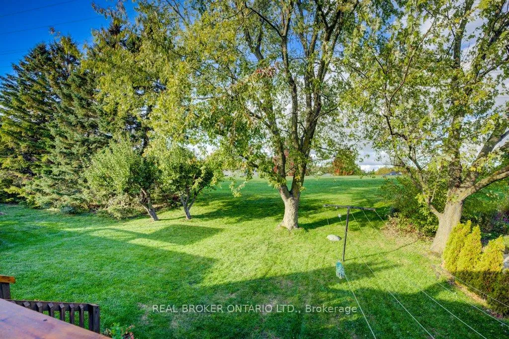 Photo 33 of 34 Willow Green Court, Kitchener — HOMEH