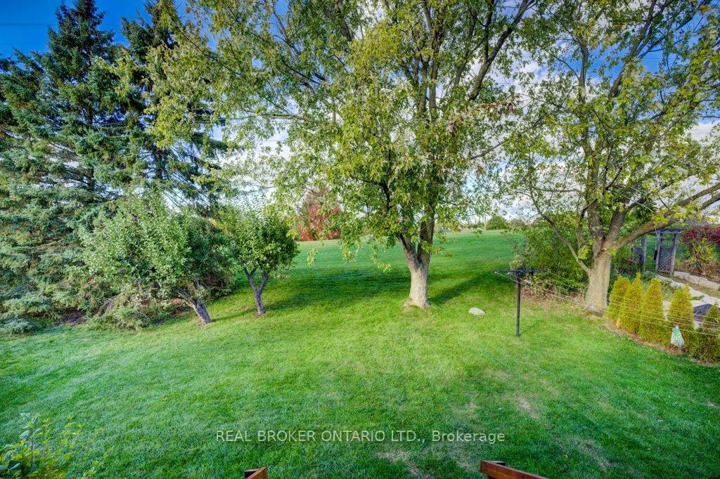 Photo 36 of 34 Willow Green Court, Kitchener — HOMEH