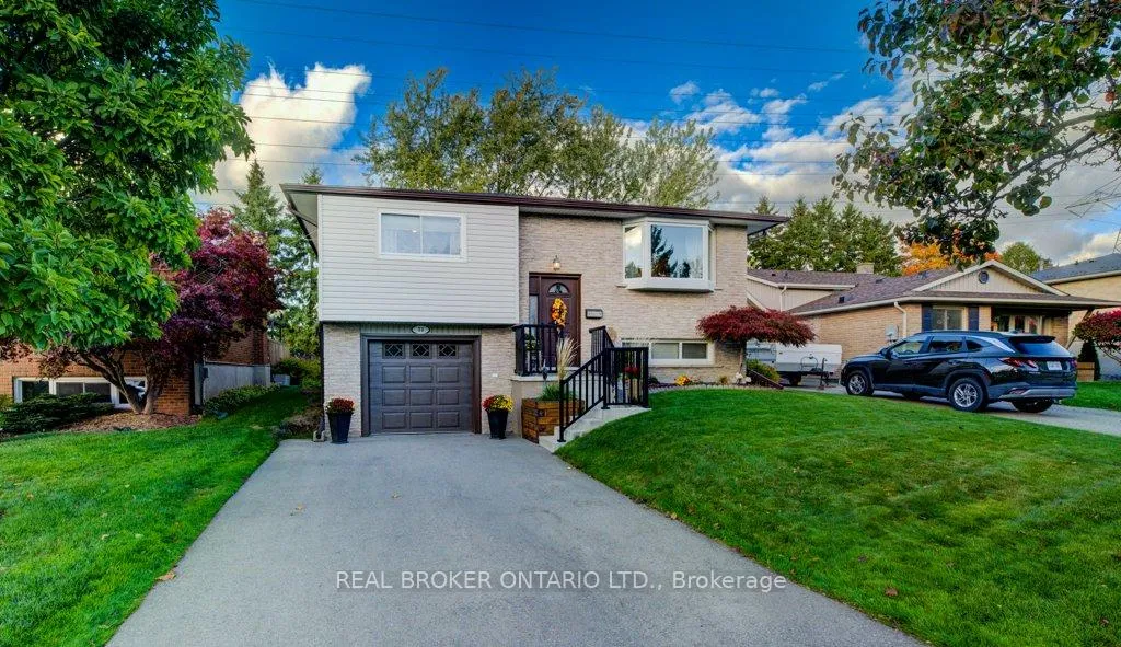 Photo 41 of 34 Willow Green Court, Kitchener — HOMEH