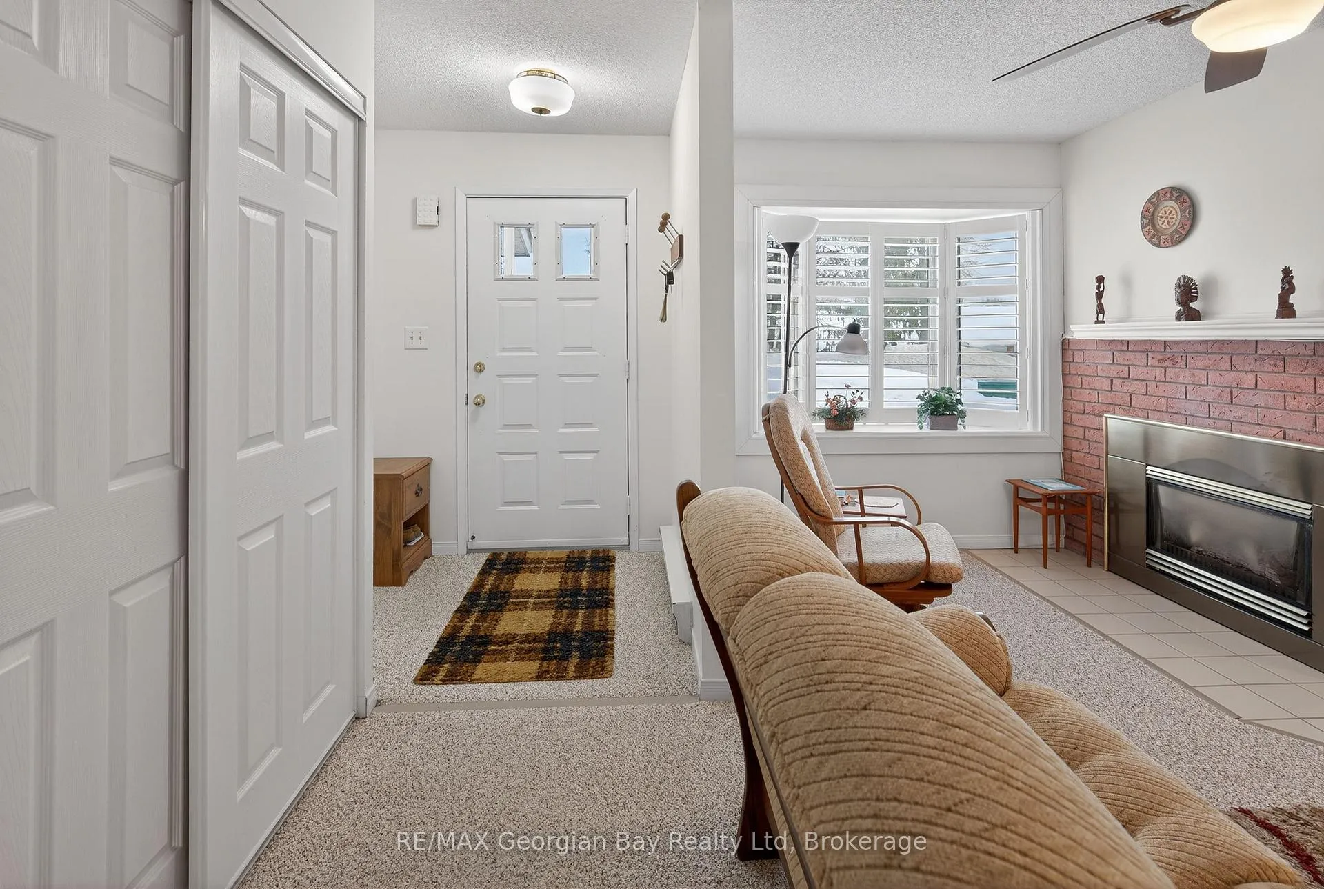 Photo 5 of Unit 17, 696 King Street, Midland — HOMEH