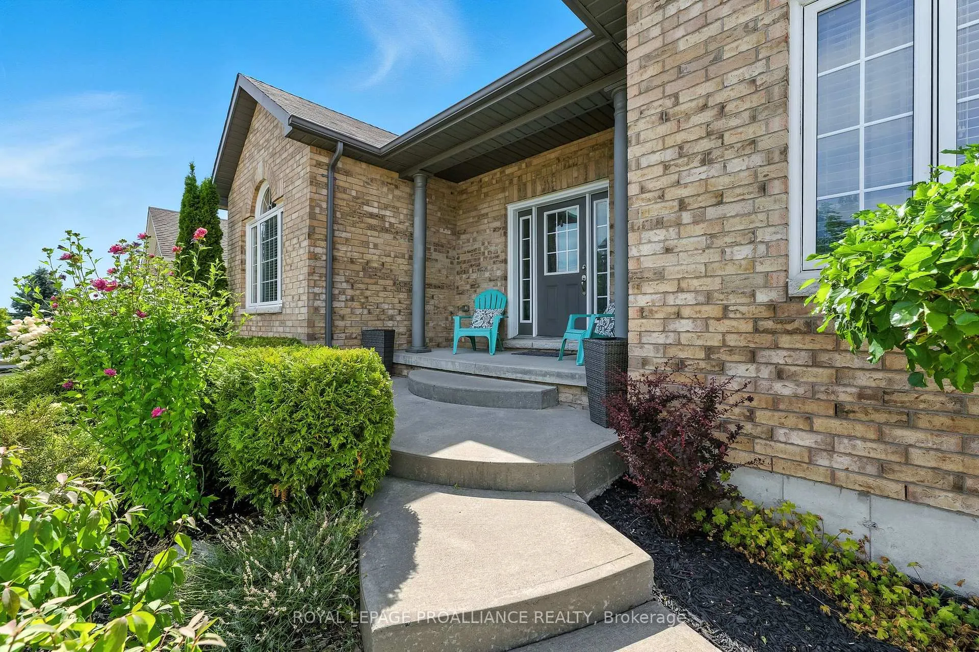 Photo 4 of 278 Ivey Crescent, Cobourg — HOMEH