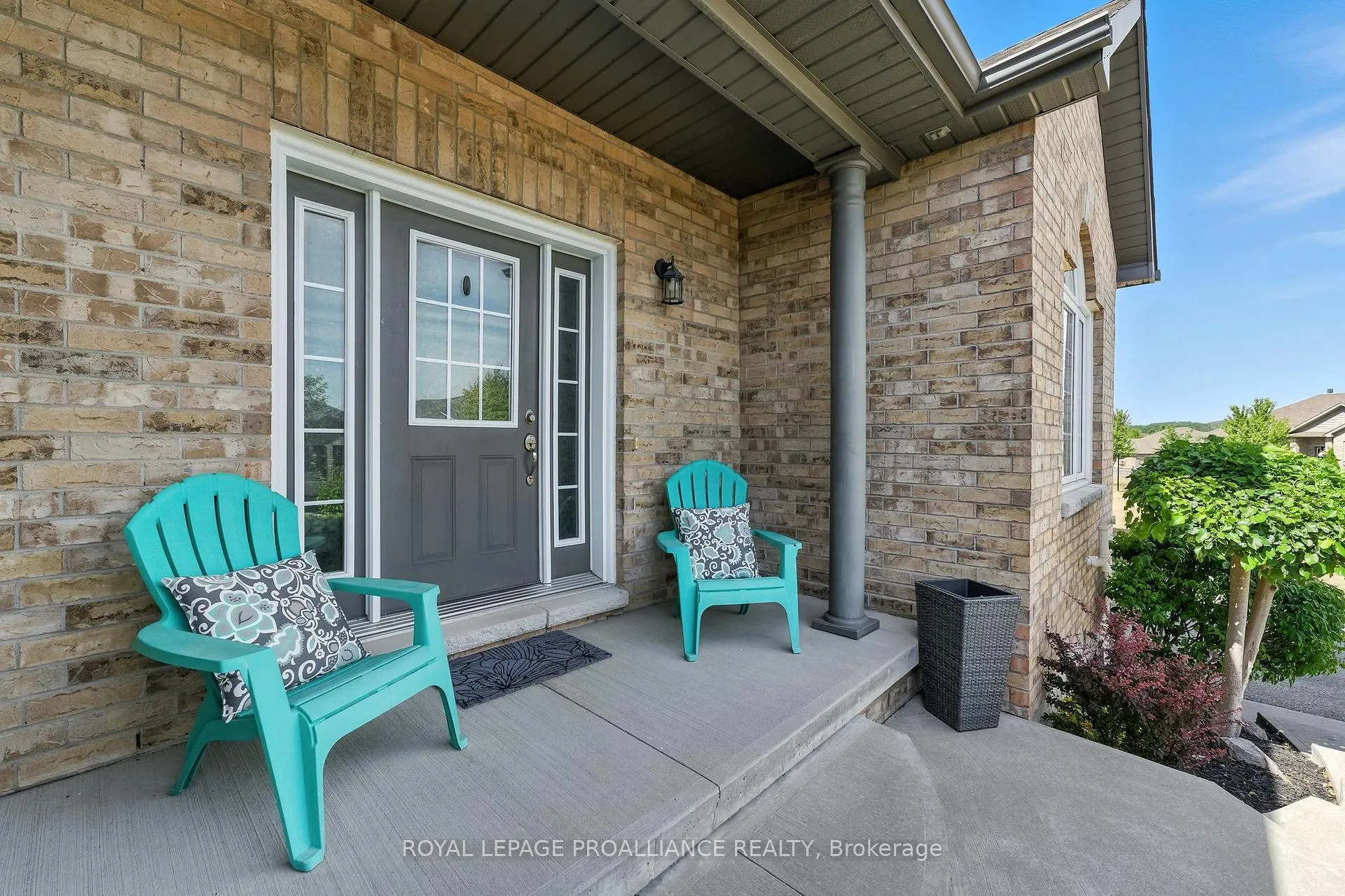 Photo 5 of 278 Ivey Crescent, Cobourg — HOMEH