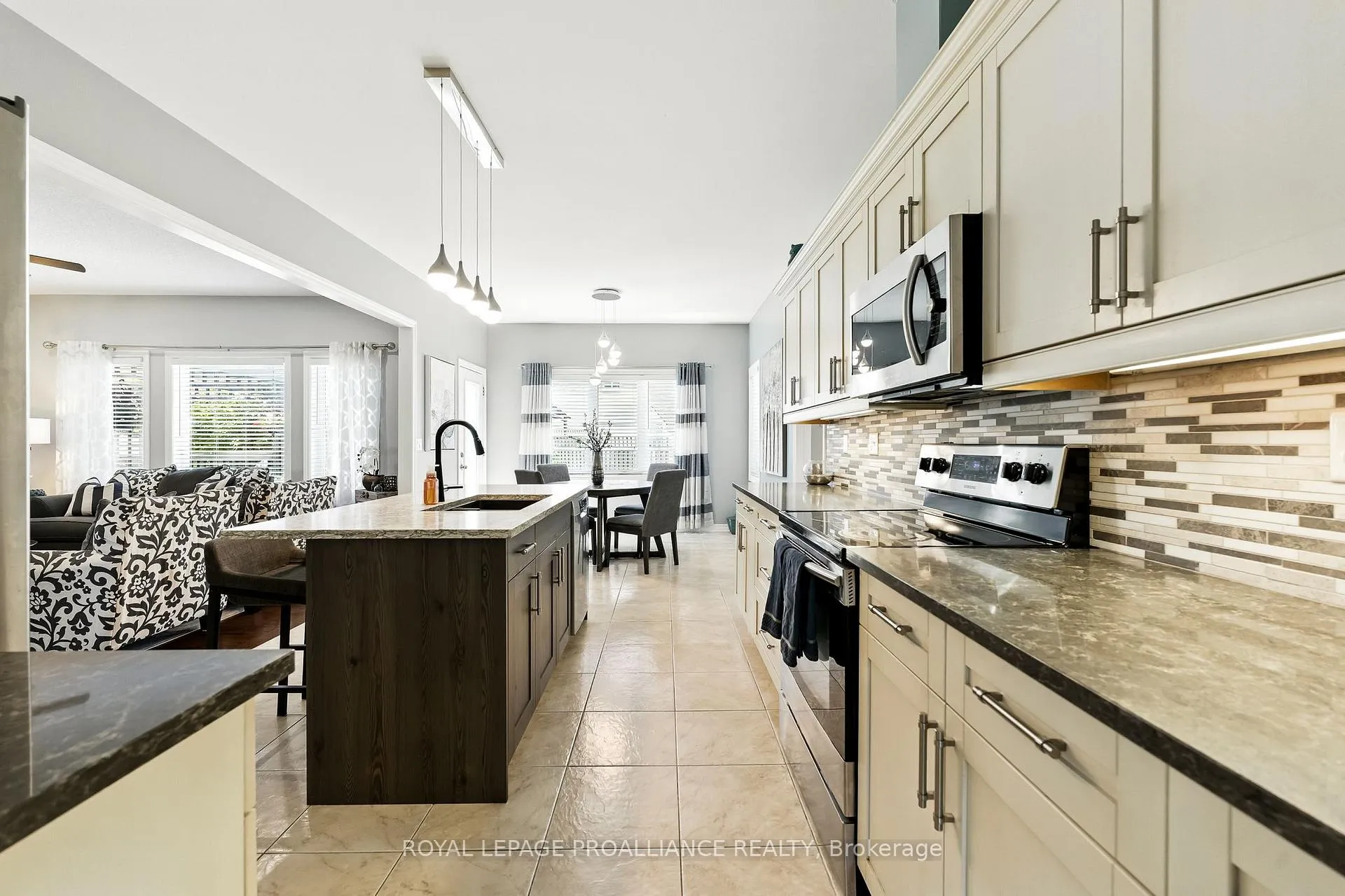 Photo 12 of 278 Ivey Crescent, Cobourg — HOMEH