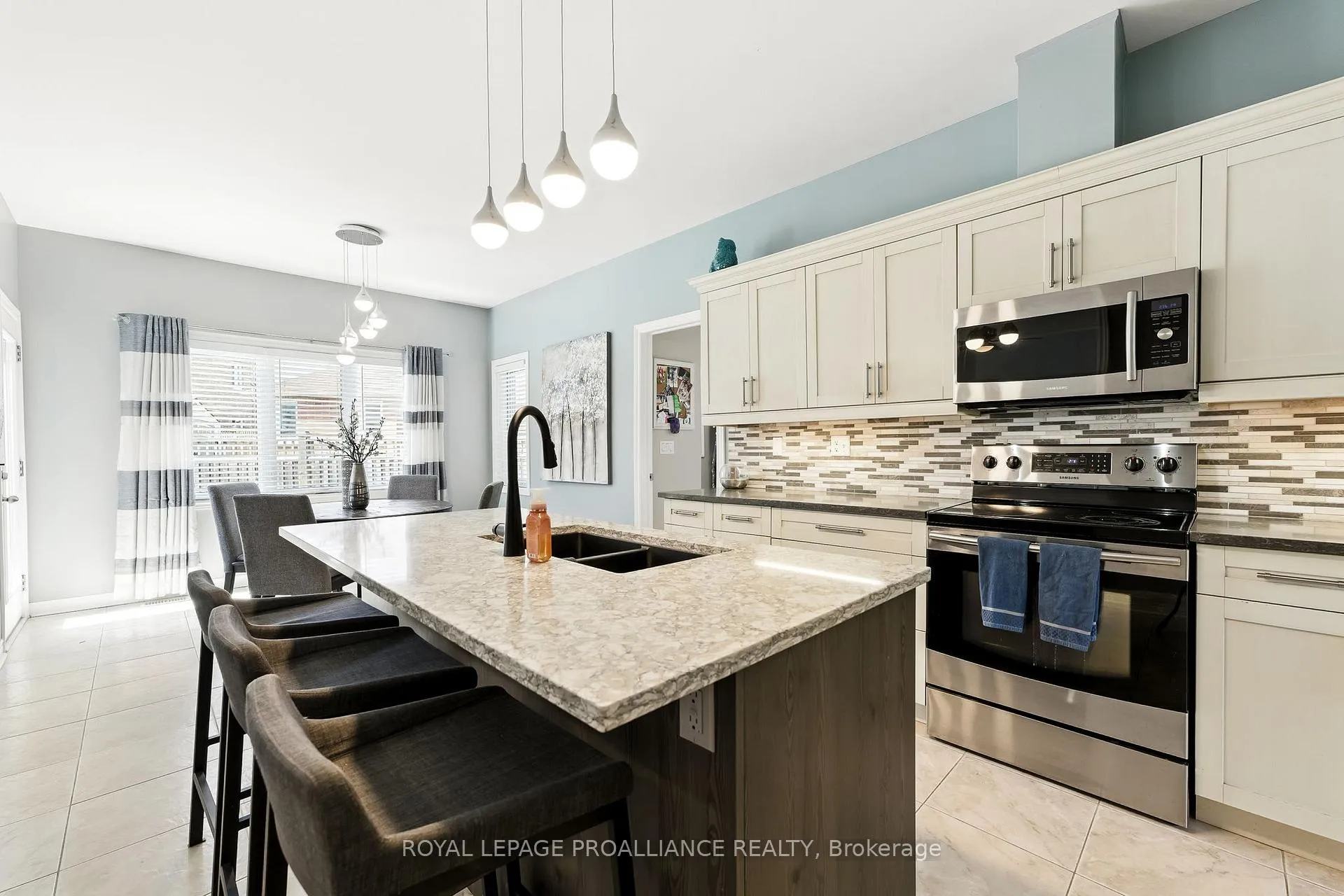 Photo 13 of 278 Ivey Crescent, Cobourg — HOMEH
