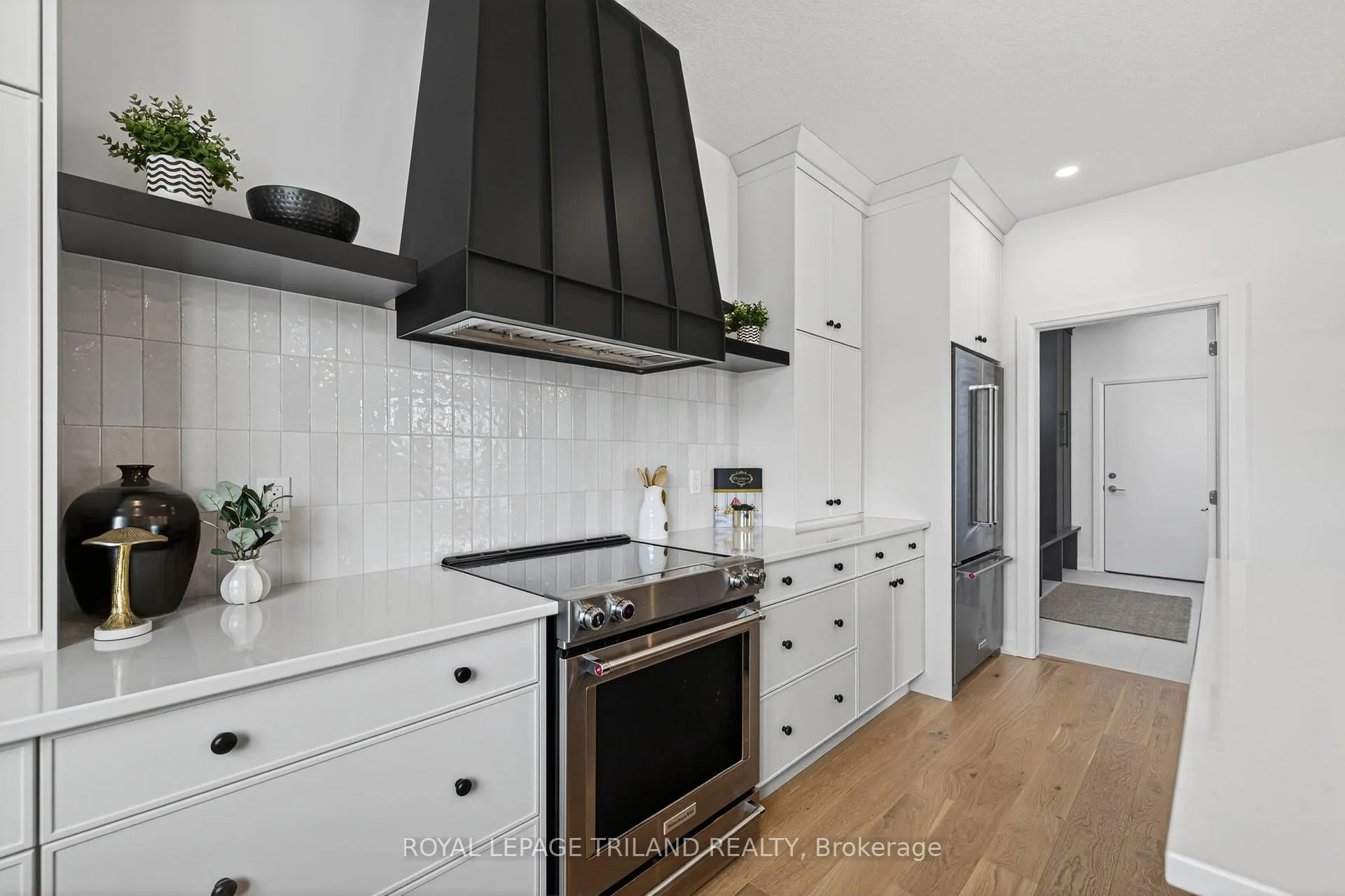 Photo 16 of 23 Allister Drive, Middlesex Centre, Kilworth — HOMEH