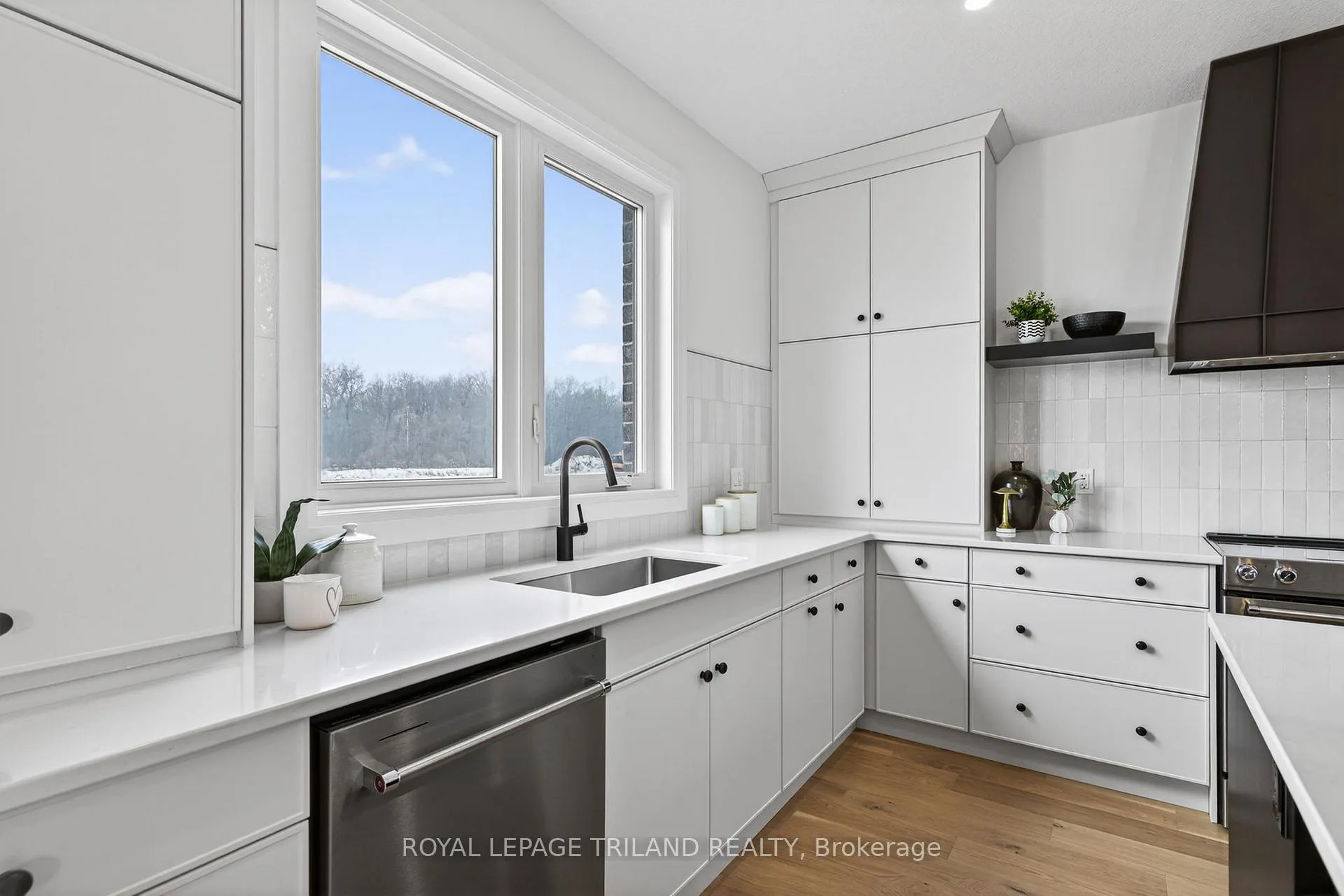 Photo 17 of 23 Allister Drive, Middlesex Centre, Kilworth — HOMEH