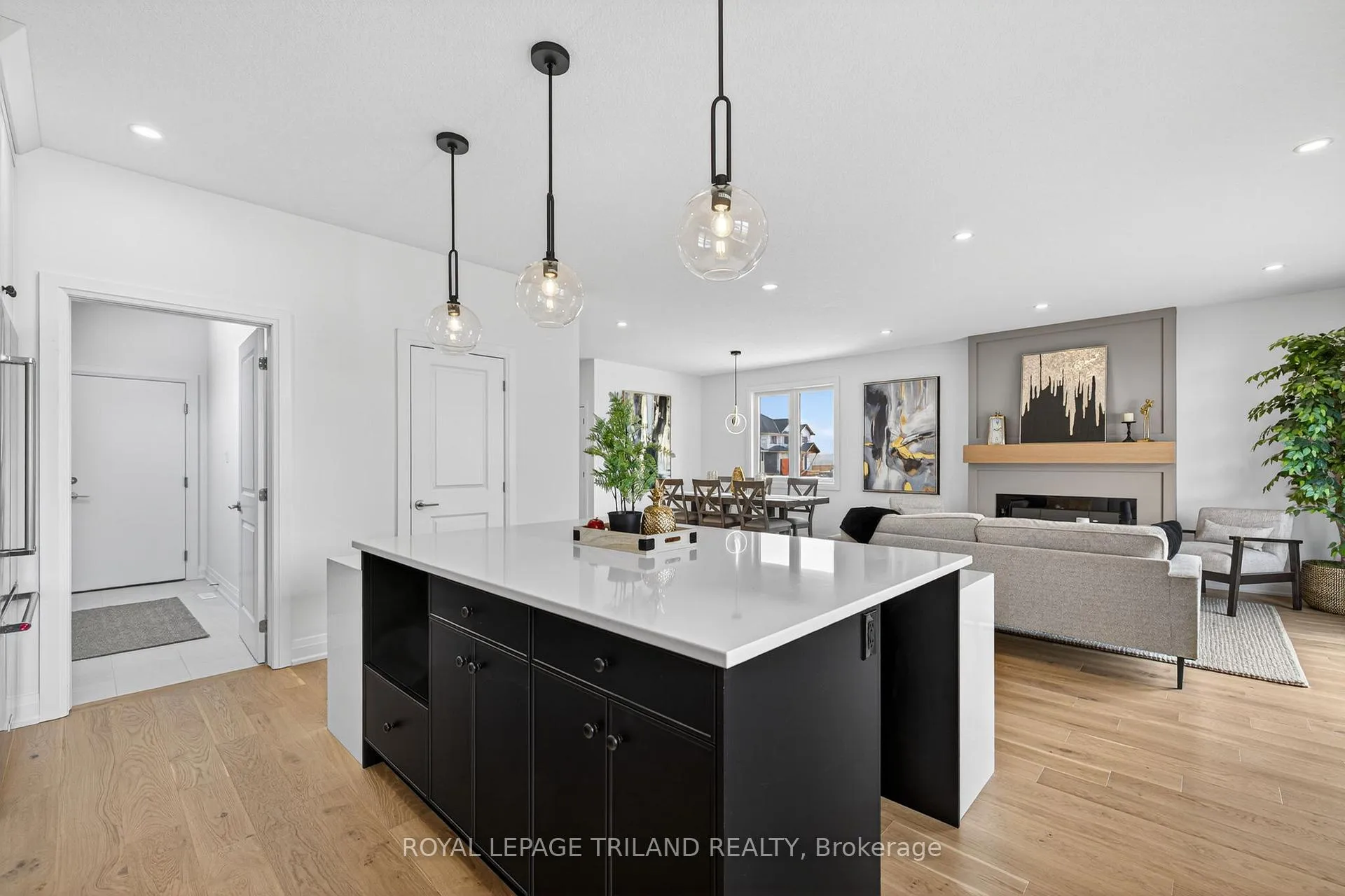 Photo 18 of 23 Allister Drive, Middlesex Centre, Kilworth — HOMEH