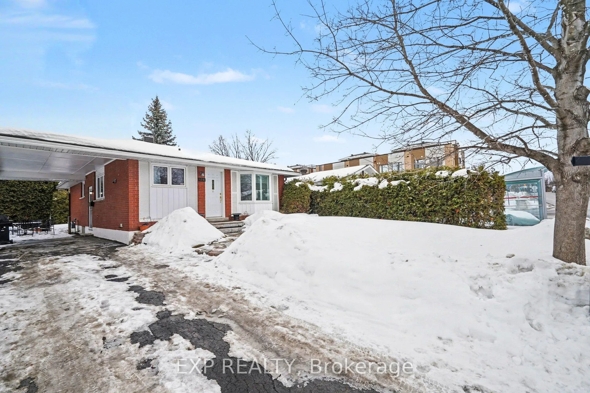 Photo 2 of 1291 Morrison Drive, Ottawa, Redwood Park — HOMEH