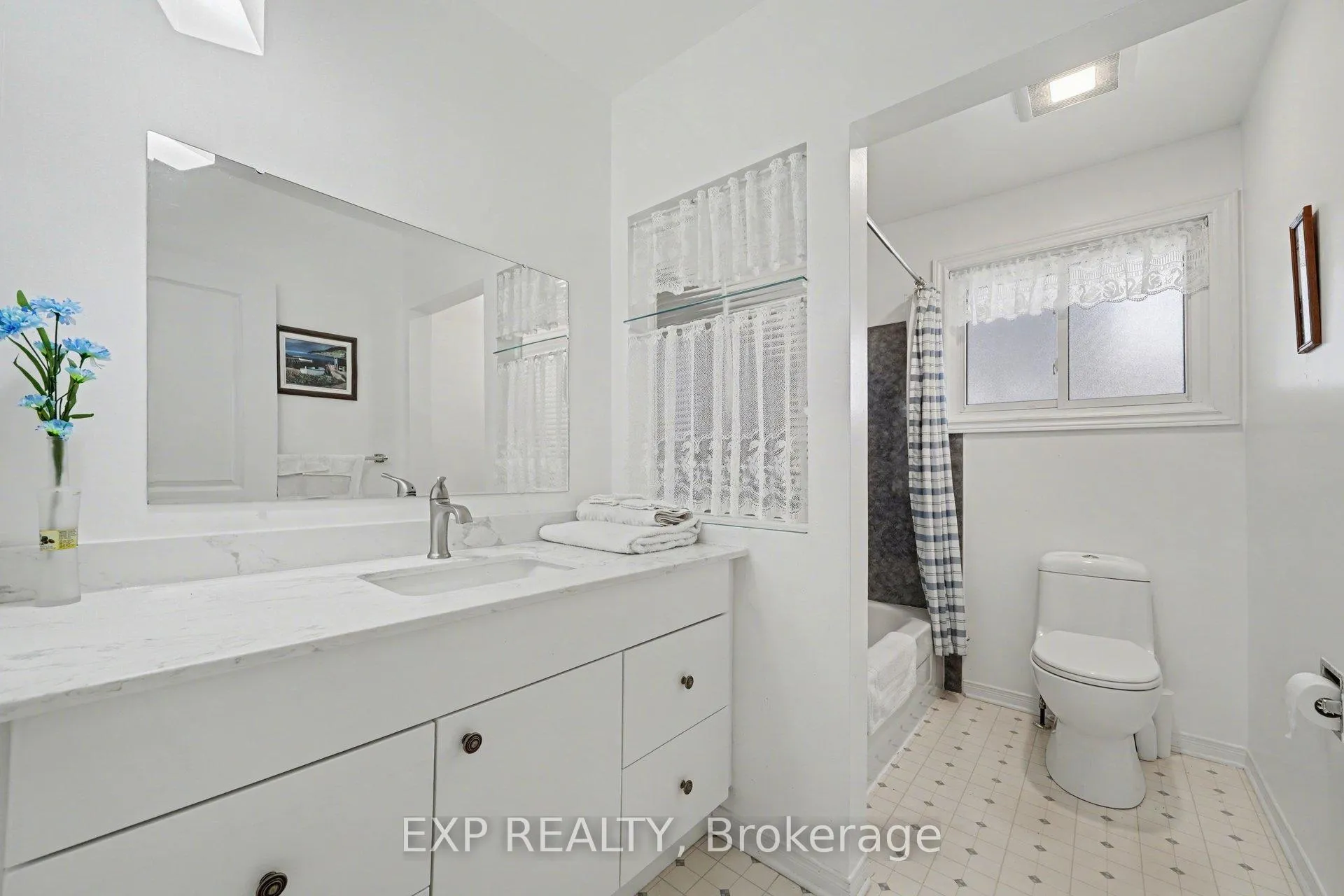 Photo 16 of 1291 Morrison Drive, Ottawa, Redwood Park — HOMEH