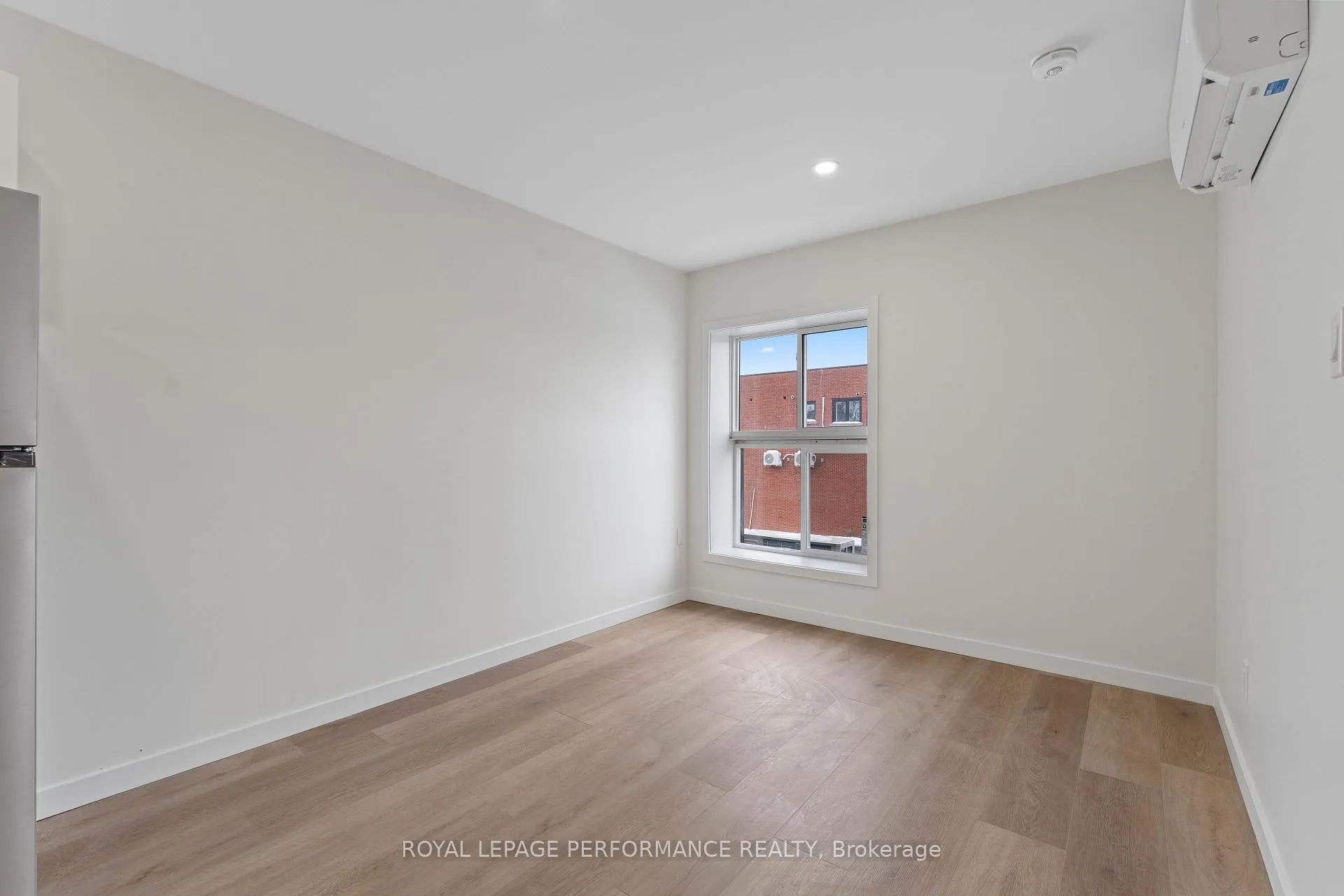 Photo 8 of Unit 5, 102 Sydney Street, Cornwall — HOMEH